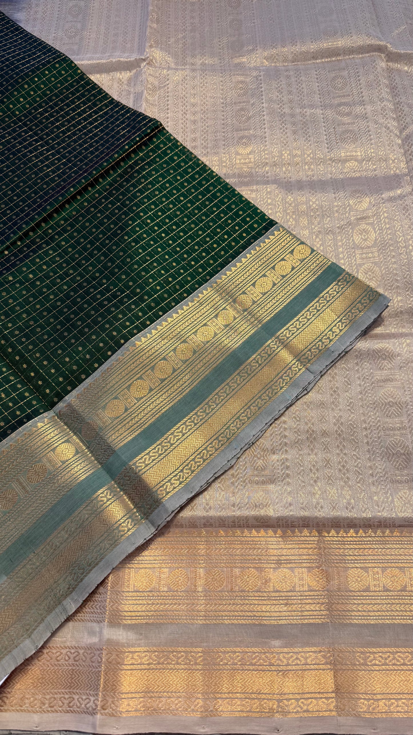 LAKSHA DEEPAM GREEN WITH GOLD HANDLOOM KANCHIPURAM SILK COTTON (KSC57)