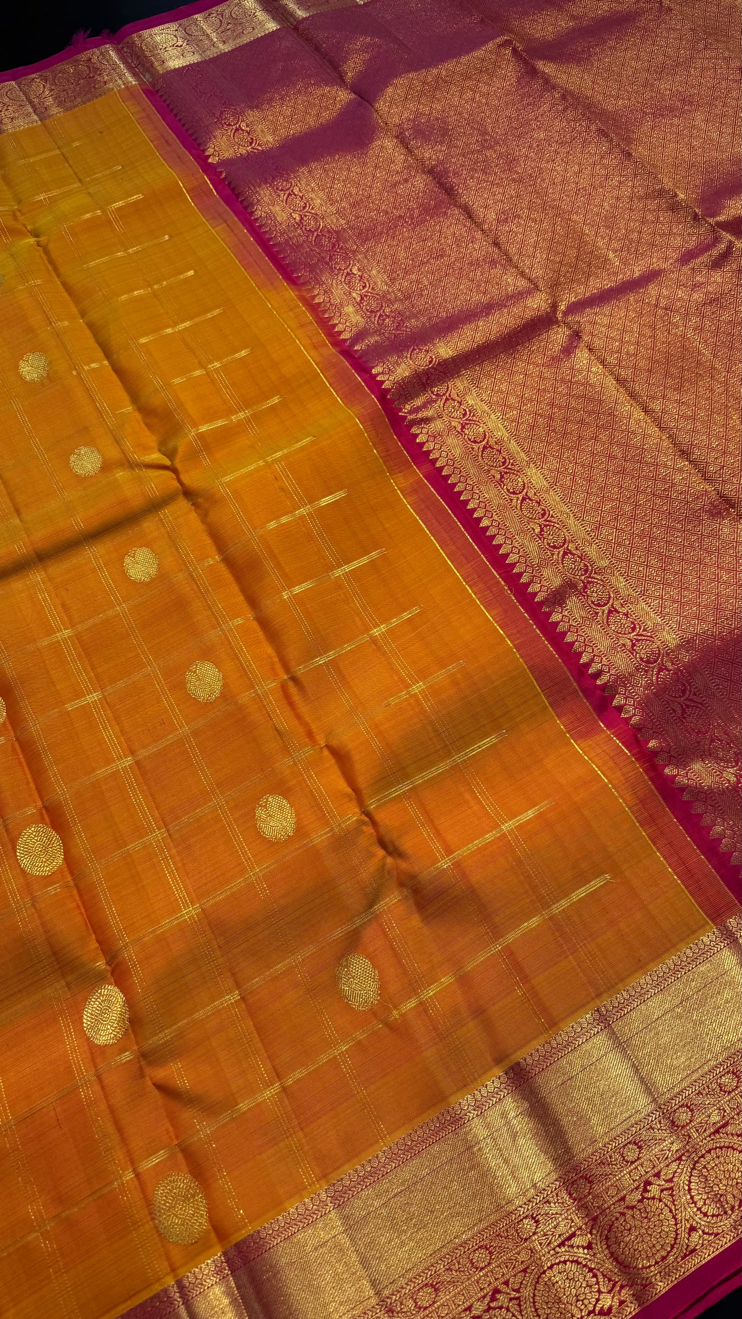 MANGO YELLOW CHECKED WITH CONTRAST PINK GOLD ZARI HANDLOOM KANCHIPURAM SILK SAREE (KSS422)