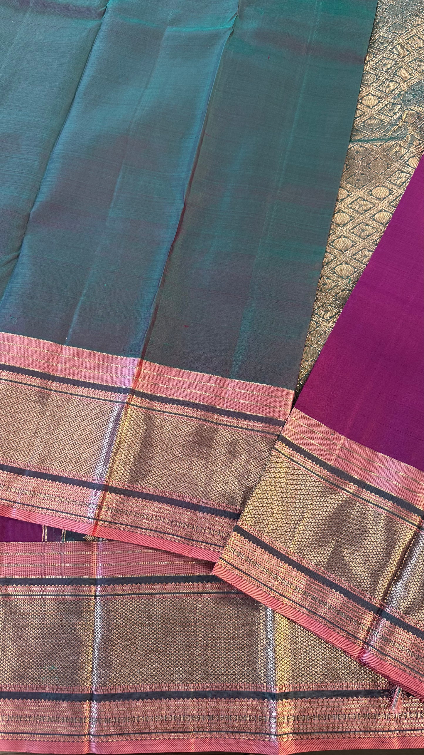 BYZANTIUM PURPLE CONTRAST ANITQUE GOLD ZARI HANDLOOM KANICHIPURAM SILK SAREE (KSS80)