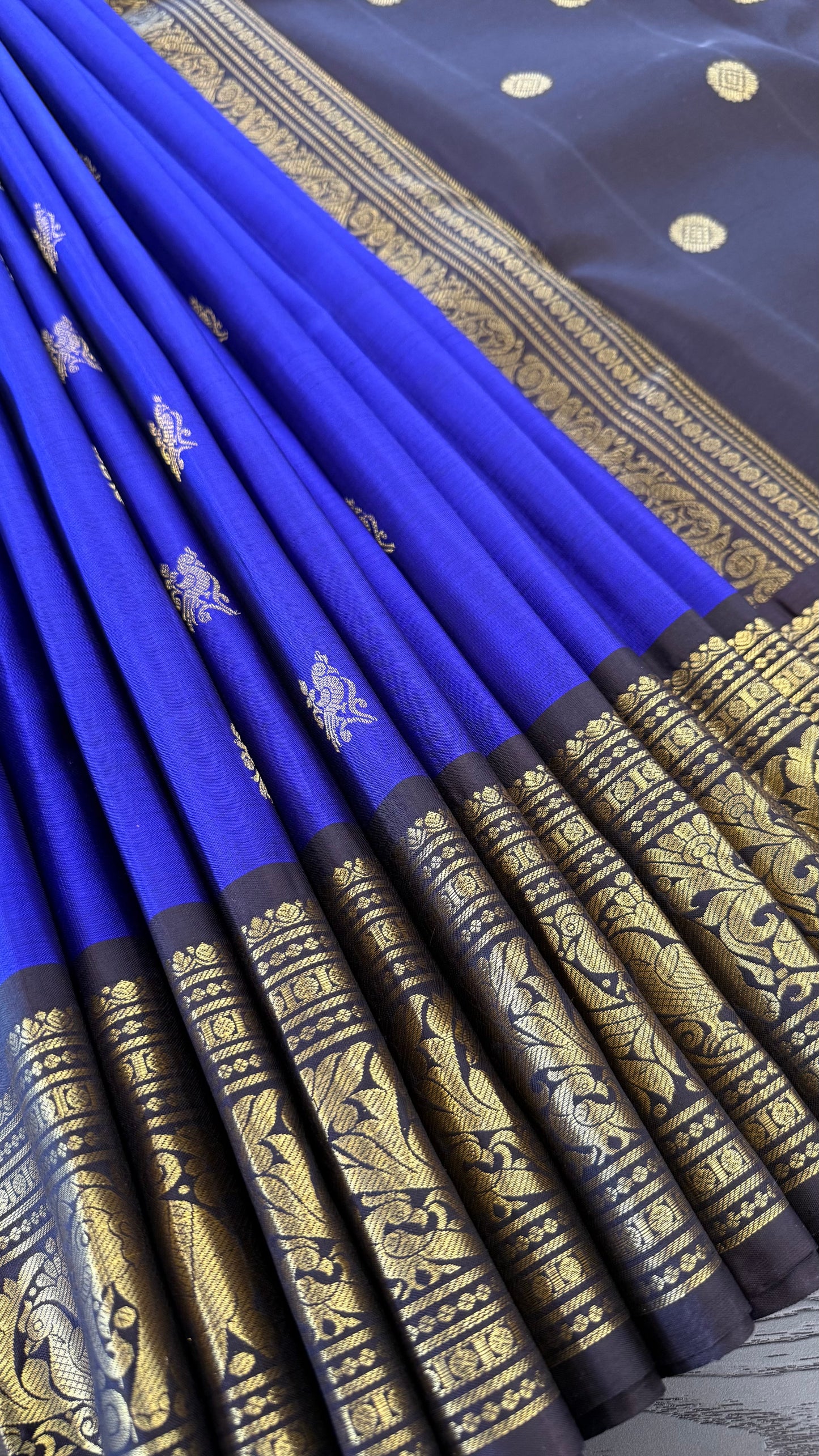 SAPPHIRE BLUE WITH CONTRAST DARK BROWN GOLD ZARI HANDLOOM KANICHIPURAM SILK SAREE (KSS117)