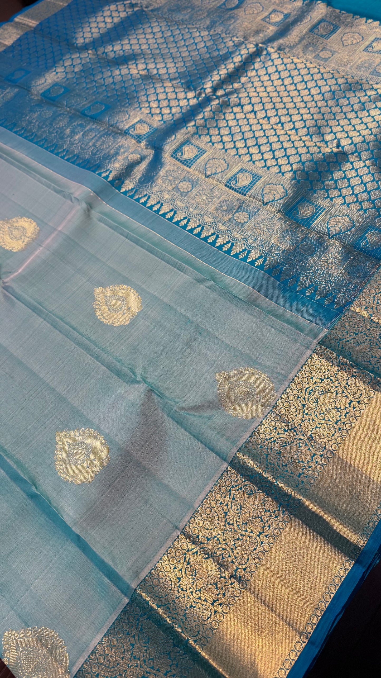 DUAL TONE PASTEL BLUE WITH TURQUOISE BLUE GOLD ZARI HANDLOOM KANICHIPURAM SILK SAREE (KSS253)