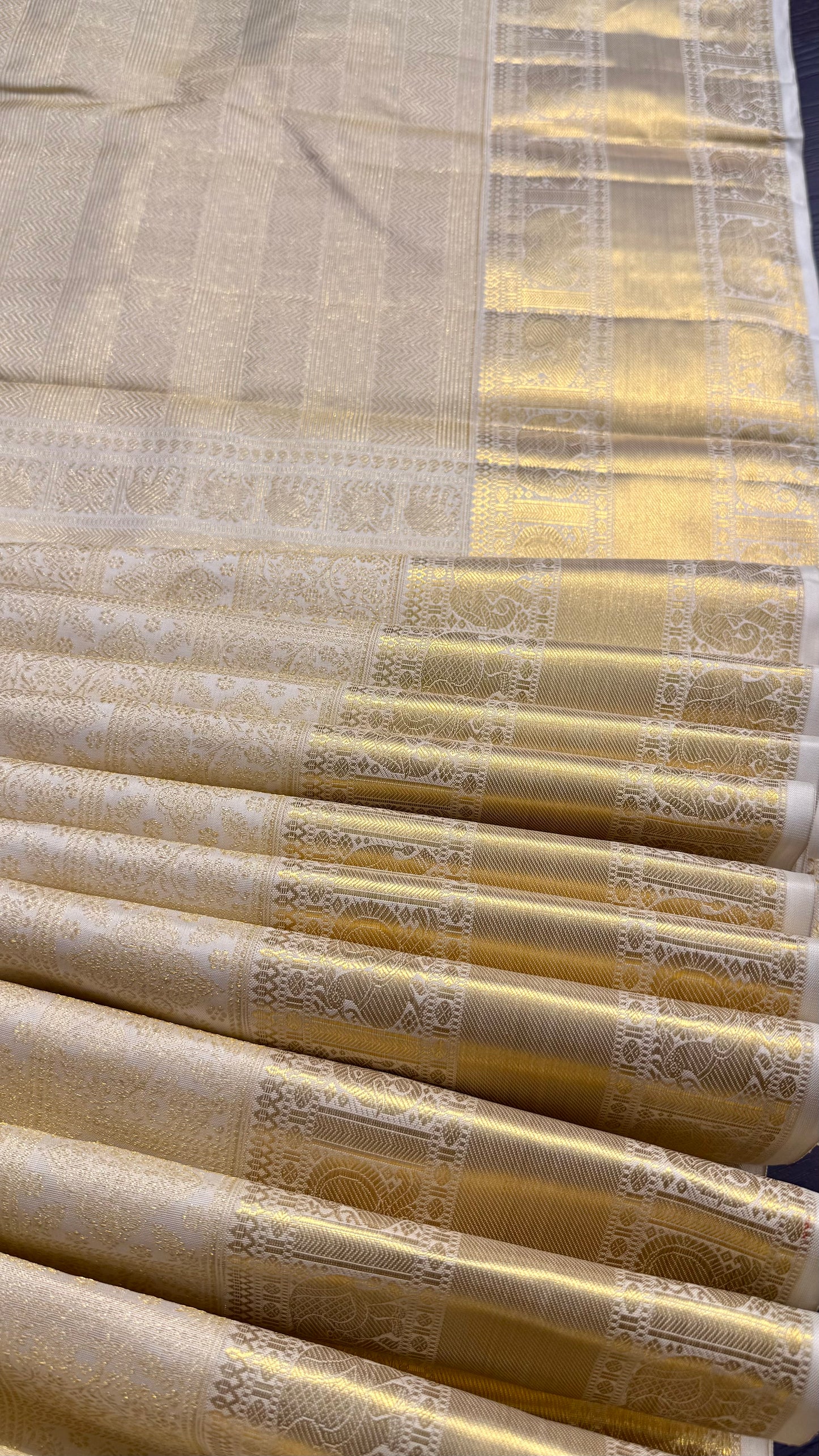 IVORY GOLD FULL ZARI HANDLOOM KANICHIPURAM SILK SAREE (KSS32)