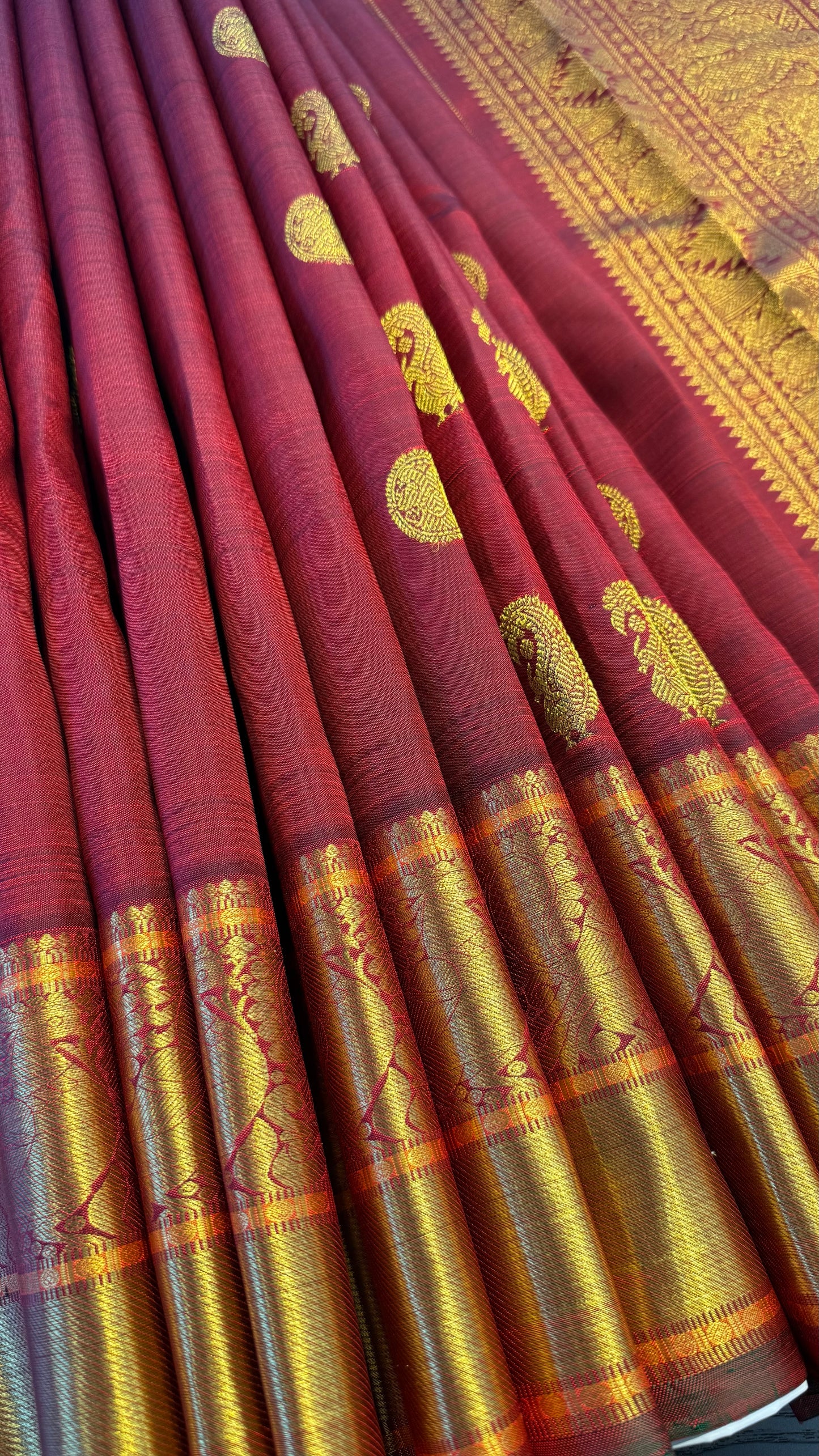 MAROON GOLD ZARI HANDLOOM KANICHIPURAM SILK SAREE (KSS124)