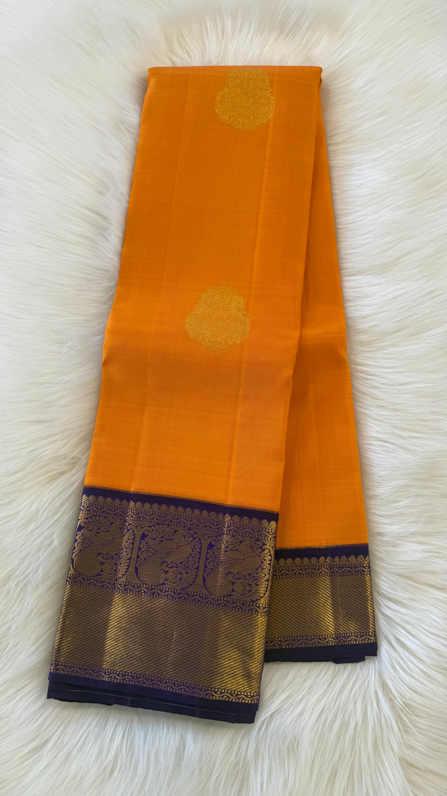 MANGO YELLOW WITH CONTRAST ROYAL PURPLE GOLD ZARI HANDLOOM KANICHIPURAM SILK SAREE (KSS102)