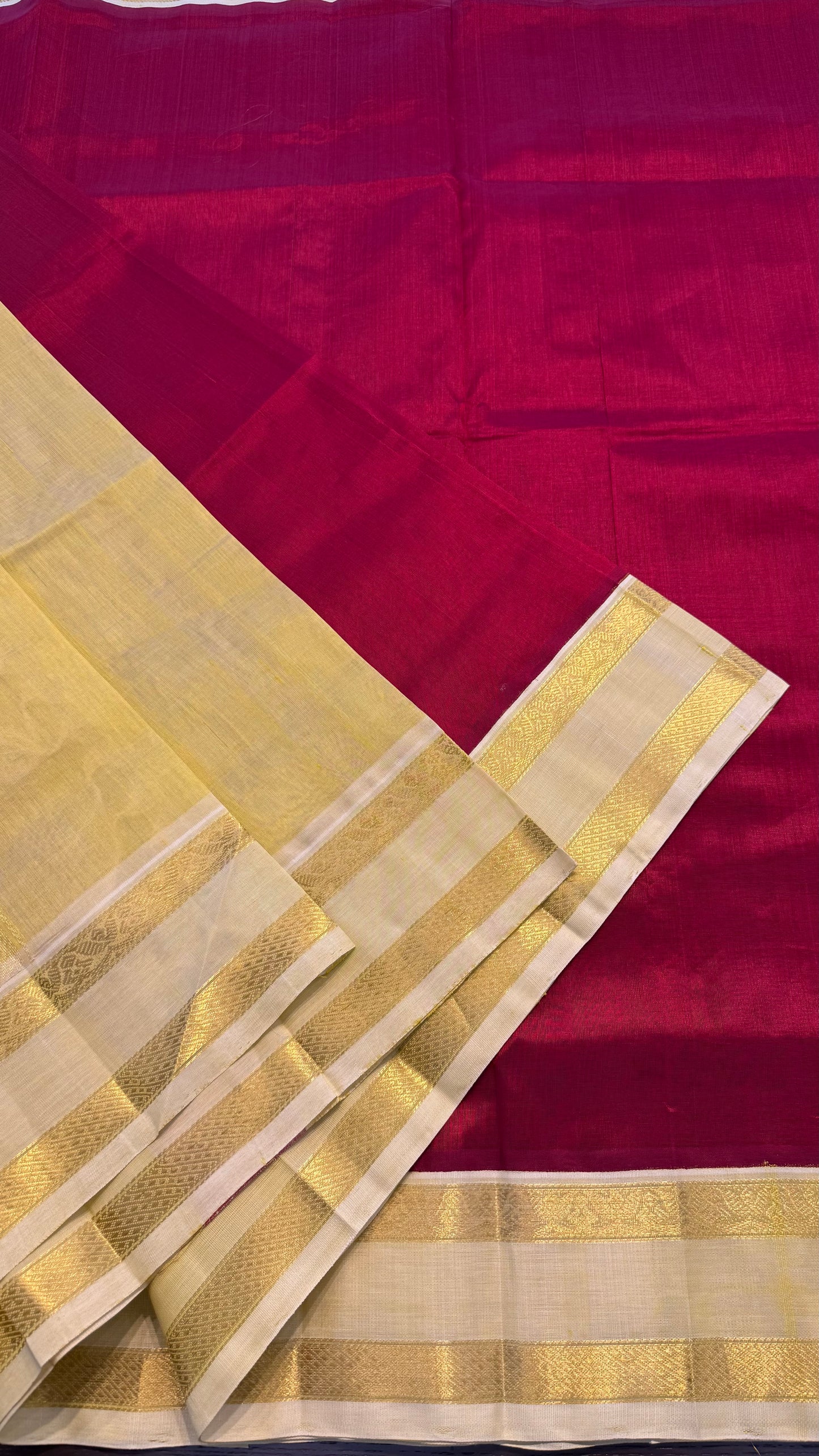 RED WITH CONTRAST GOLD KANCHIPURAM SILK COTTON (KSC80 / KSC81)