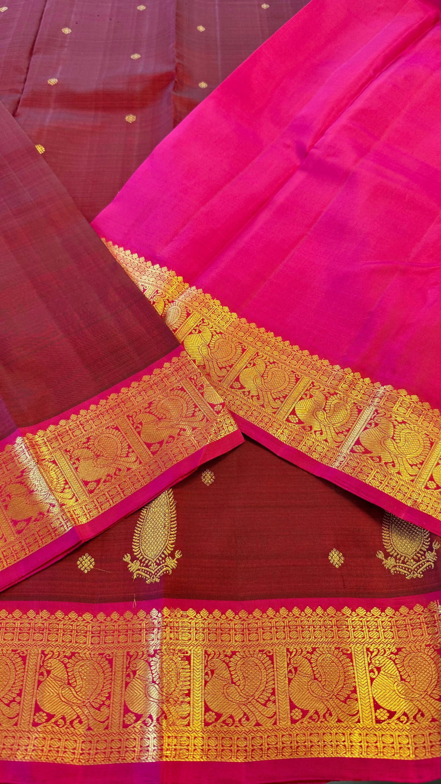 MULBERRY MAROON MANGO MOTIF CONTRAST RANI PINK HANDLOOM KANICHIPURAM SILK SAREE (KSS37)