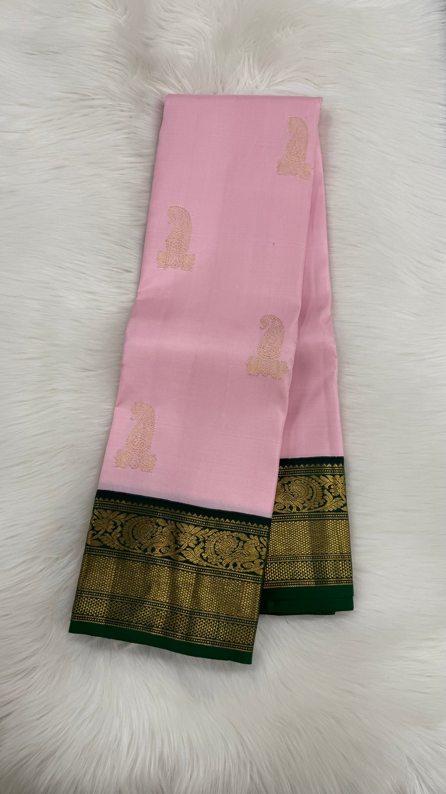 BABY PINK WITH CONTRAST BOTTLE GREEN HANDLOOM PURE KANICHIPURAM SILK SAREE (KSS43)