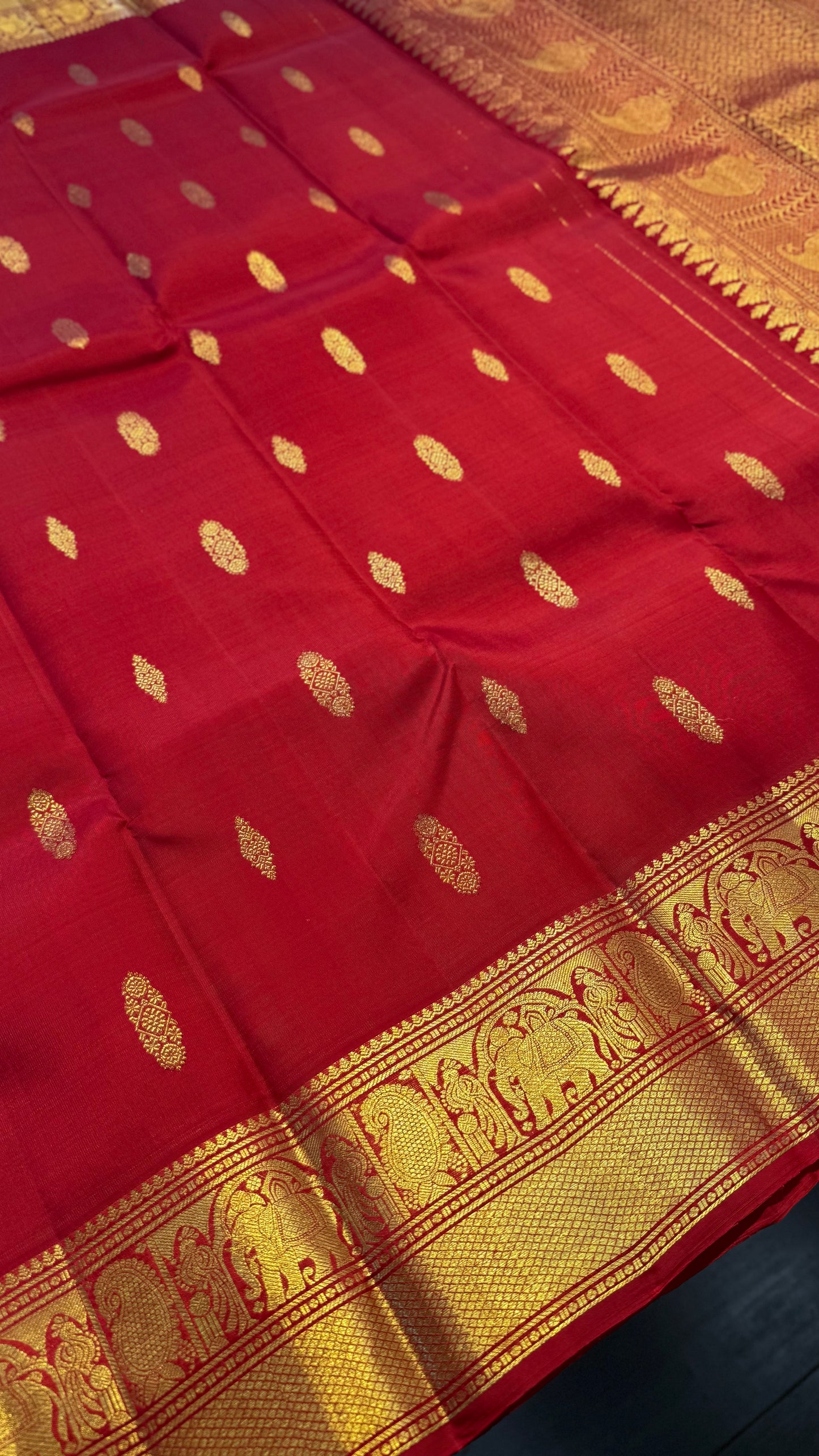 RED GOLD ZARI HANDLOOM KANICHIPURAM SILK SAREE (KSS240)