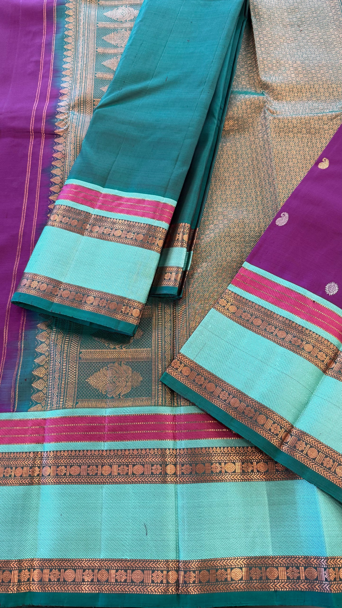 RASBERRY PURPLE CONTRAST GOLD ZARI HANDLOOM KANICHIPURAM SILK SAREE (KSS72)