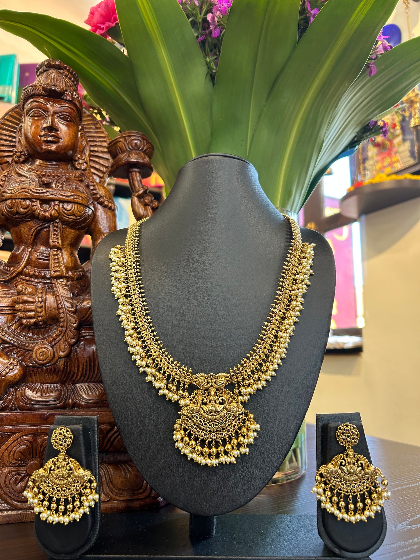 Antique Gold Plated Round Neck Temple Long Necklace Set