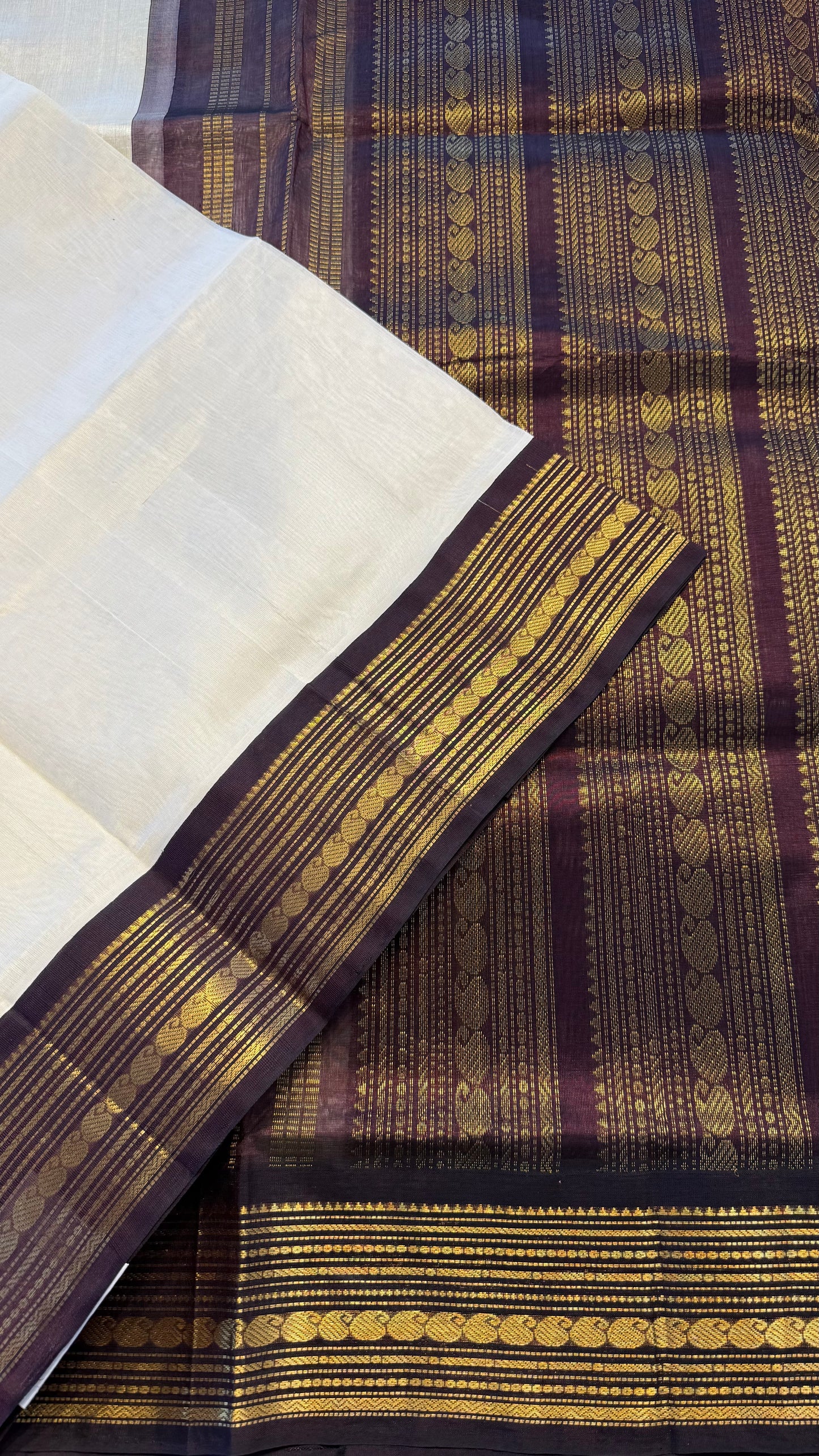 CREAM WITH COFFEE BROWN HANDLOOM KANCHIPURAM SILK COTTON (KSC102)