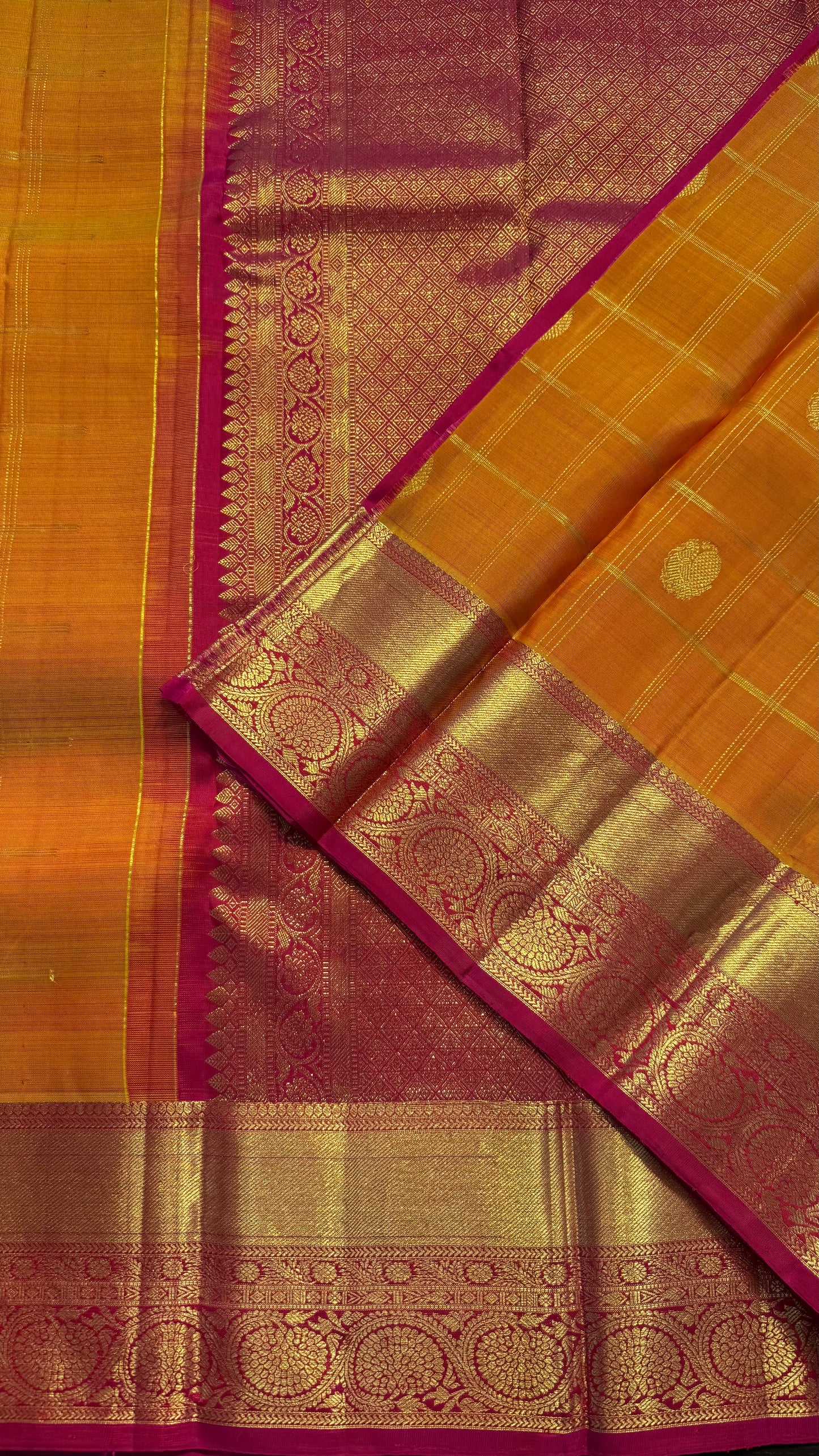 MANGO YELLOW CHECKED WITH CONTRAST PINK GOLD ZARI HANDLOOM KANCHIPURAM SILK SAREE (KSS422)