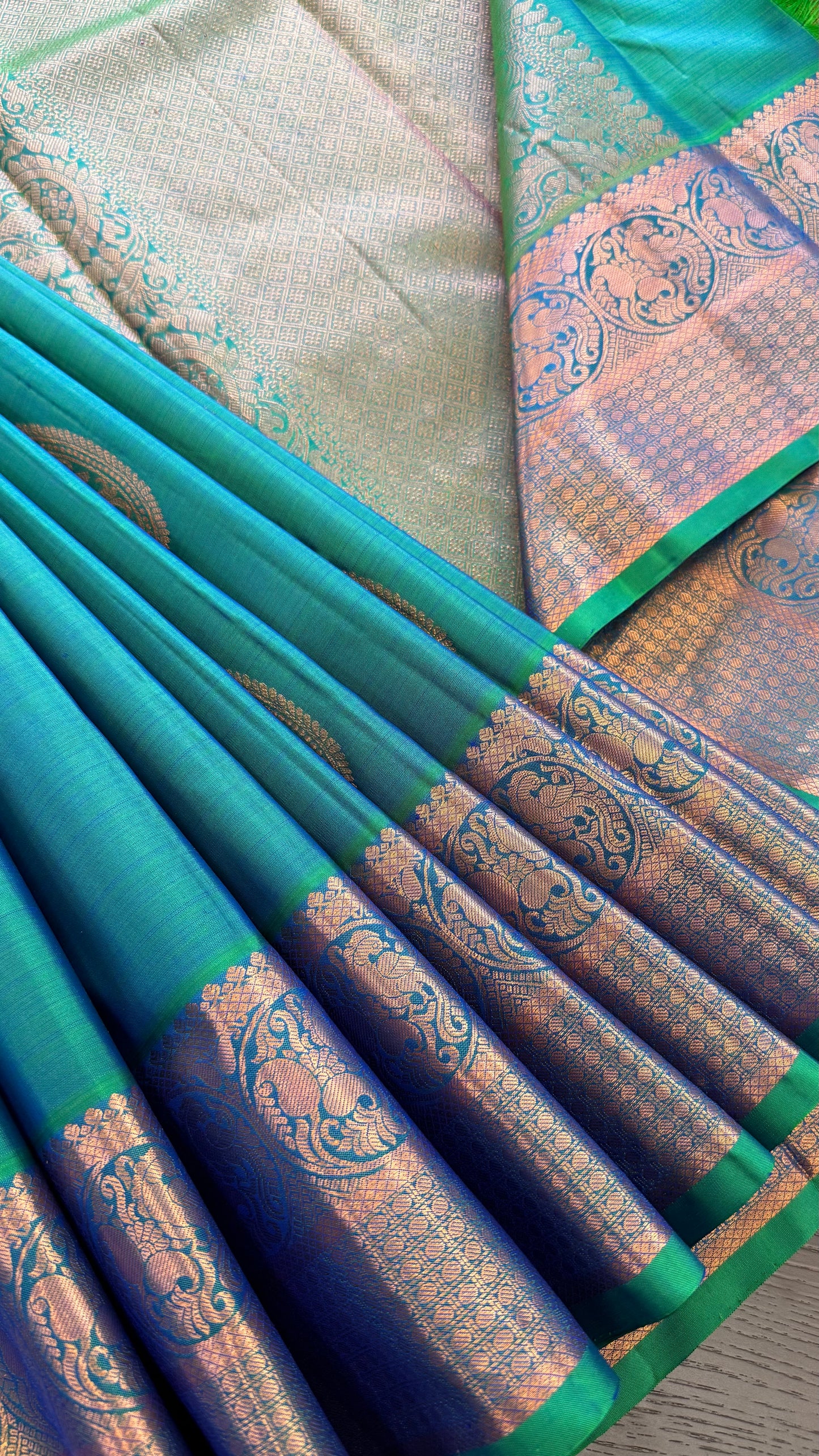DUAL TONE PEACOCK BLUE ROSE GOLD ZARI HANDLOOM PURE KANICHIPURAM SILK SAREE (KSS231)