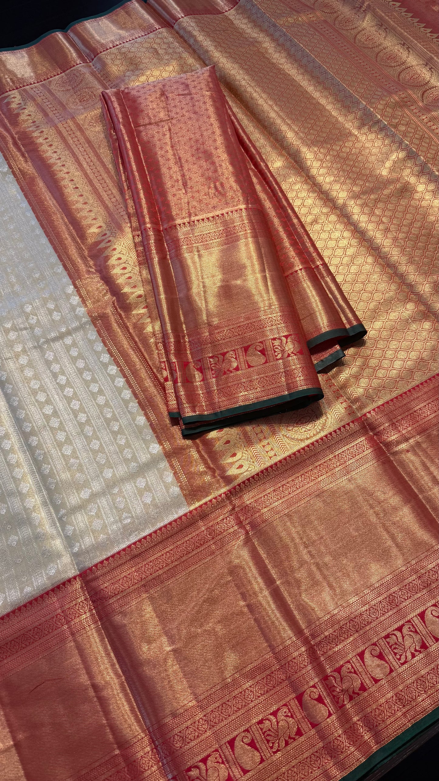 CHAMPAGNE GOLD WITH CONTRAST RED SEMI SILK KANCHIPURAM SILK SAREE (SSKS58)