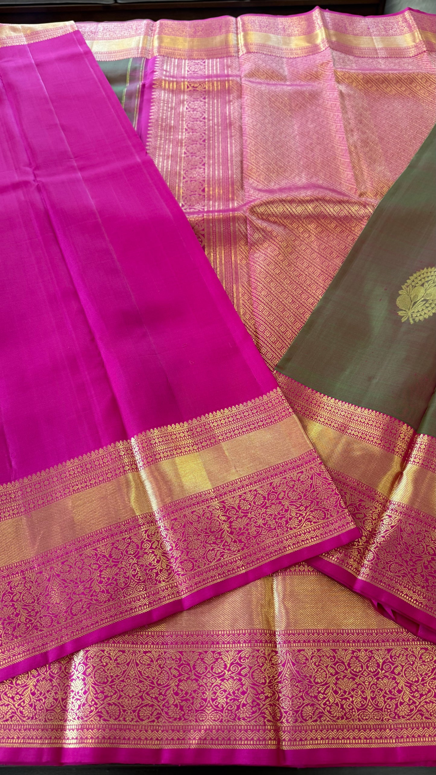 DUAL TONE GREEN PINK WITH PERSIAN ROSE CONTRAST GOLD ZARI HANDLOOM KANICHIPURAM SILK SAREE (KSS60)
