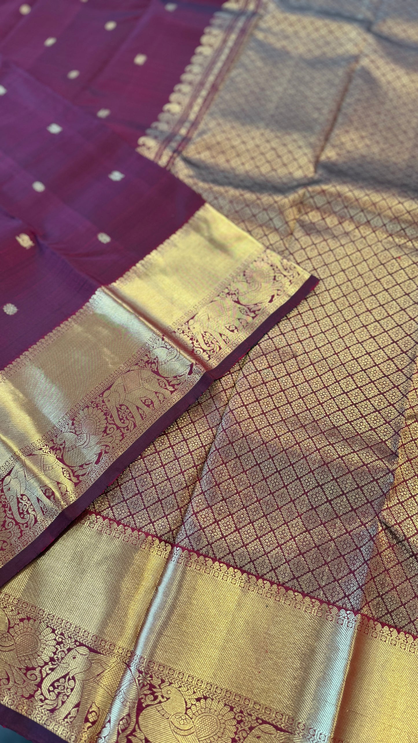 DARK MAROON GOLD ZARI HANDLOOM KANICHIPURAM SILK SAREE (KSS252)