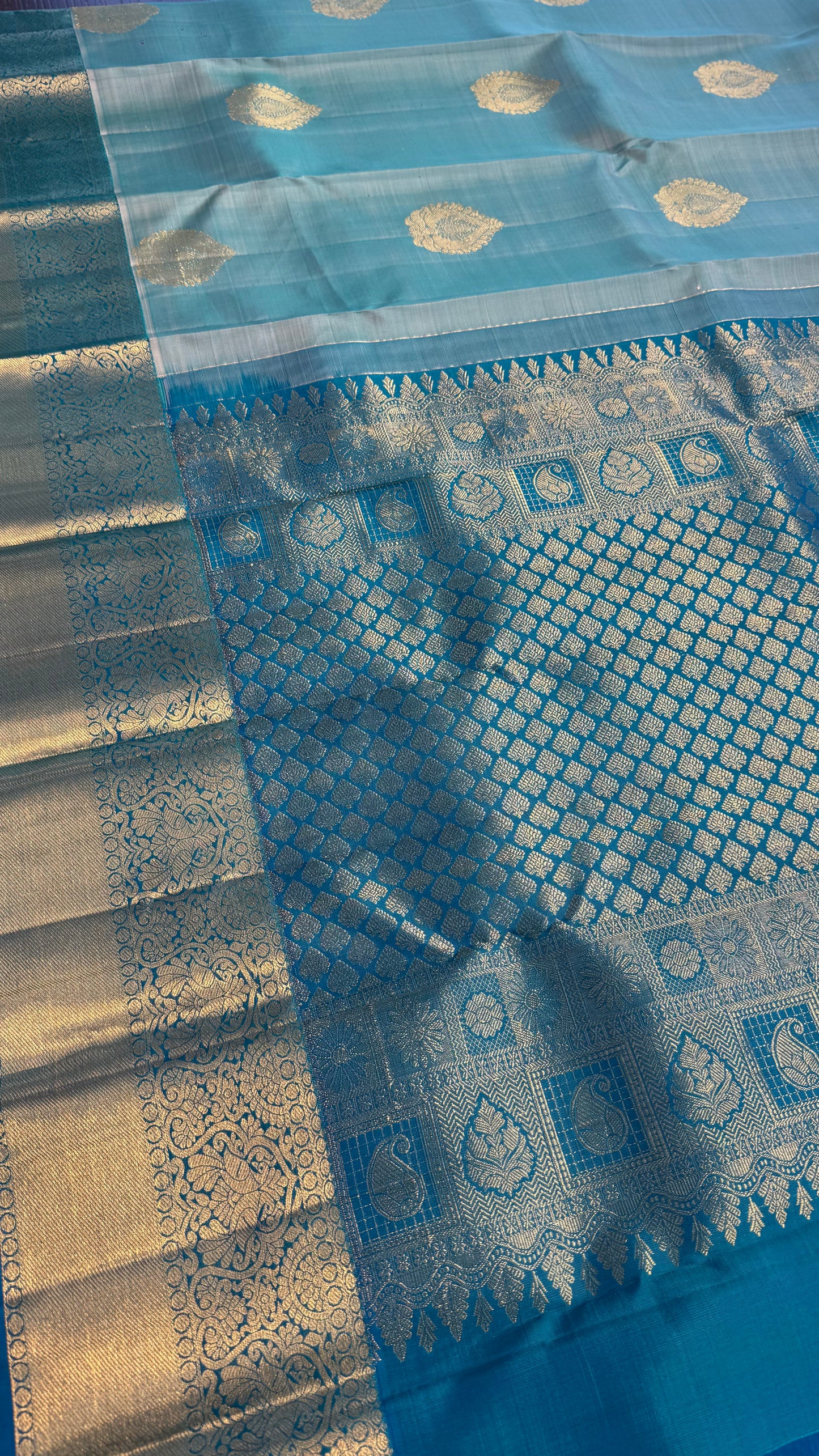 DUAL TONE PASTEL BLUE WITH TURQUOISE BLUE GOLD ZARI HANDLOOM KANICHIPURAM SILK SAREE (KSS253)