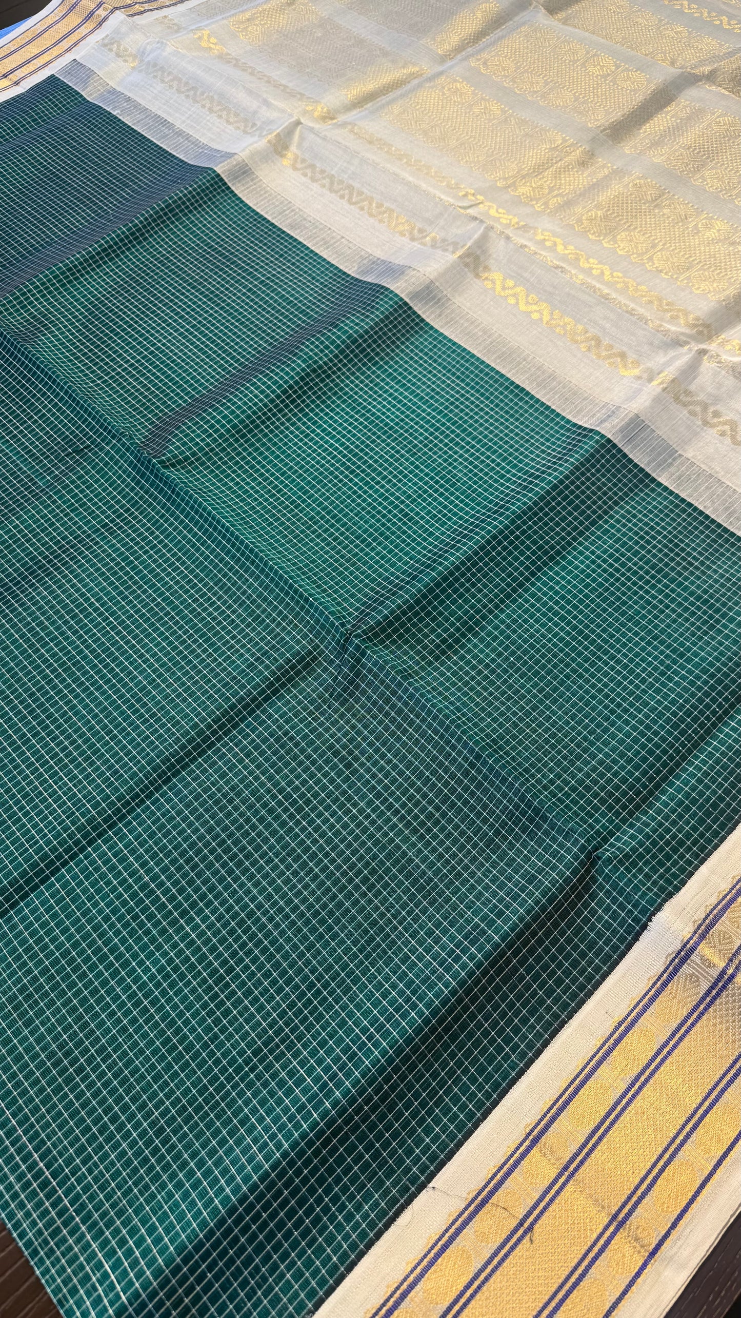 CHECKED DARK GREEN WITH WHITE HANDLOOM KANCHIPURAM SILK COTTON (KSC136)