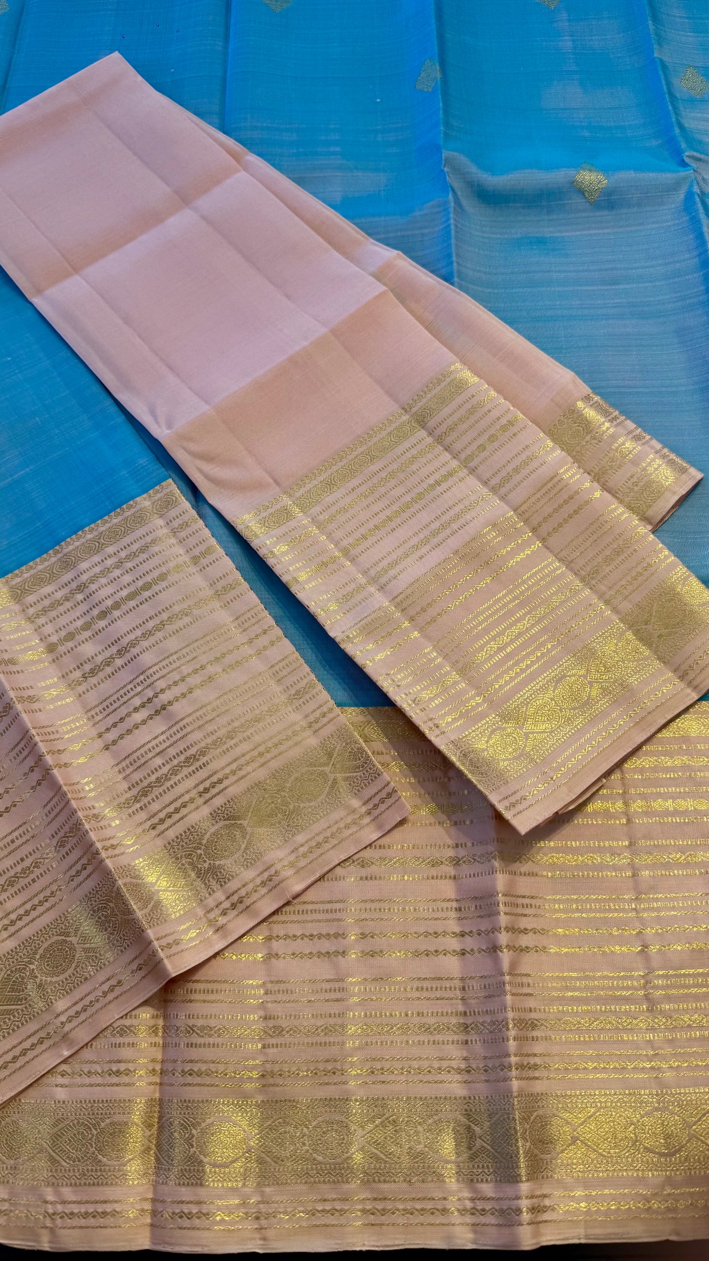 LIGHT BLUE WITH PASTEL PINK GOLD ZARI HANDLOOM KANICHIPURAM SILK SAREE (KSS212)