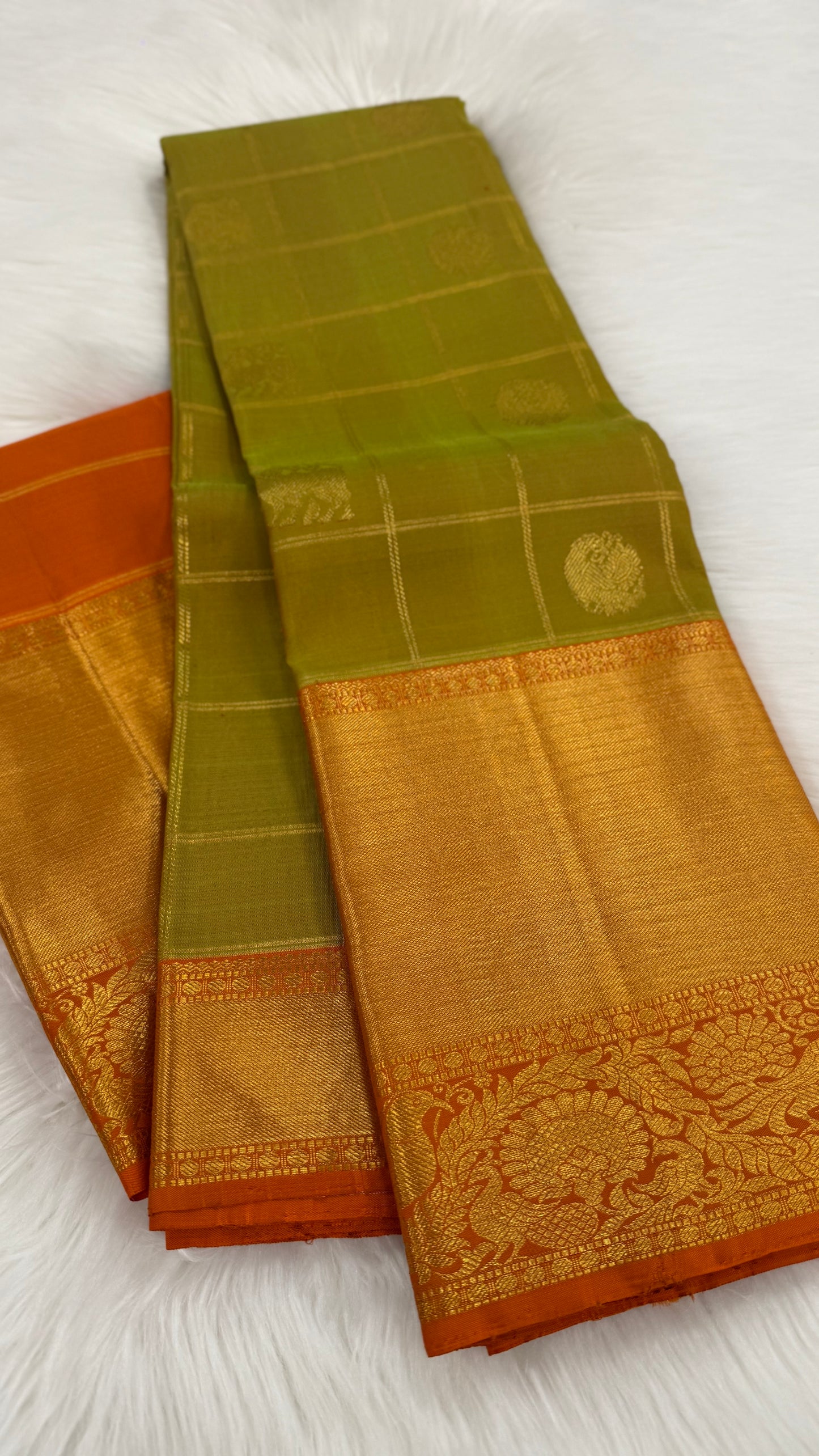 LIGHT GREEN AND ORANGE TRADITIONAL KATTAM HANDLOOM KANICHIPURAM SILK SAREE (KSS160)