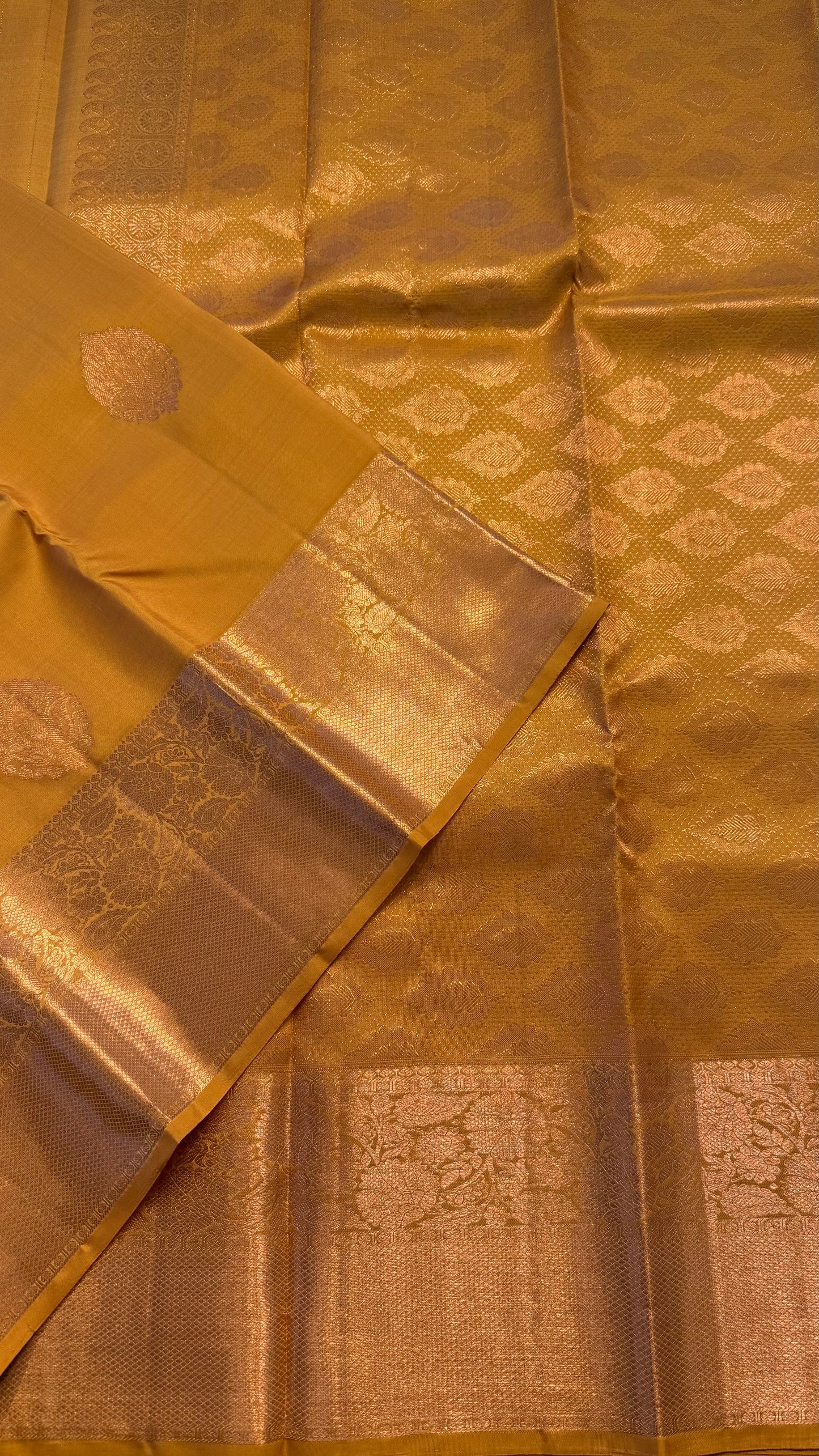 GOLDEN MUSTARD HANDLOOM KANICHIPURAM SILK SAREE (KSS324)