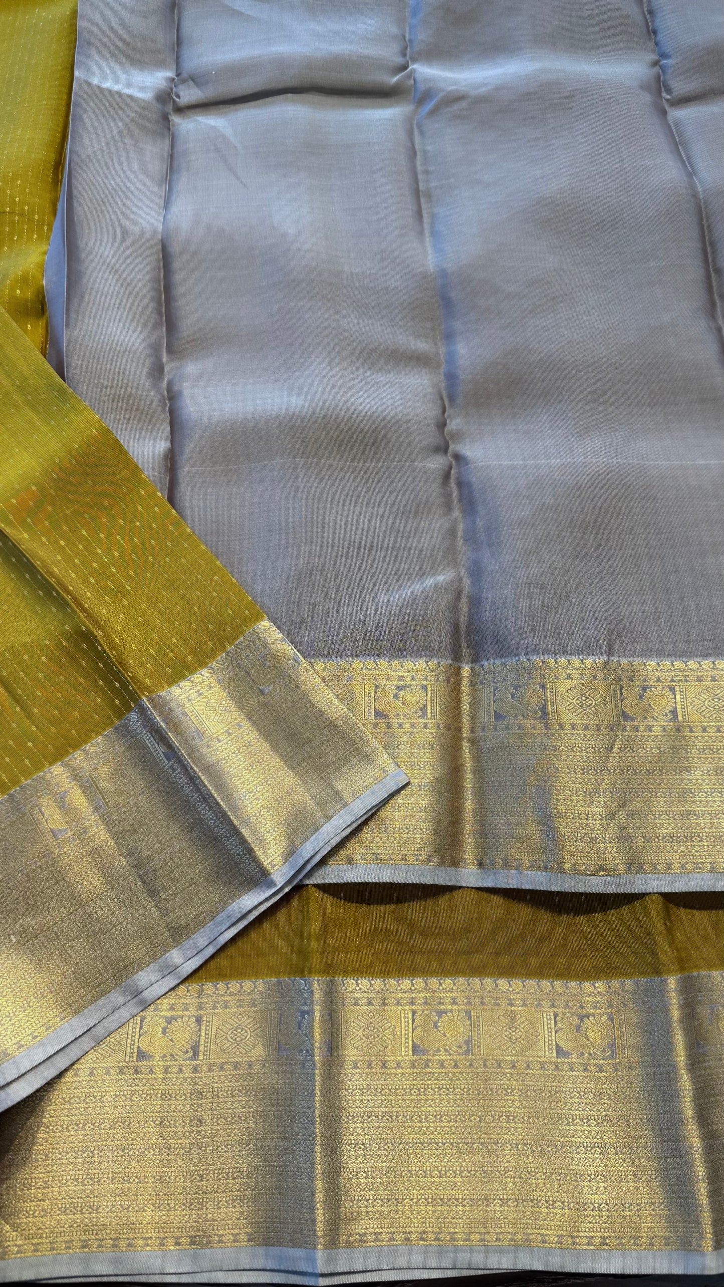 OLIVE GREEN & GREY KANCHIPURAM HANDLOOM SILK SAREE (KSS471)