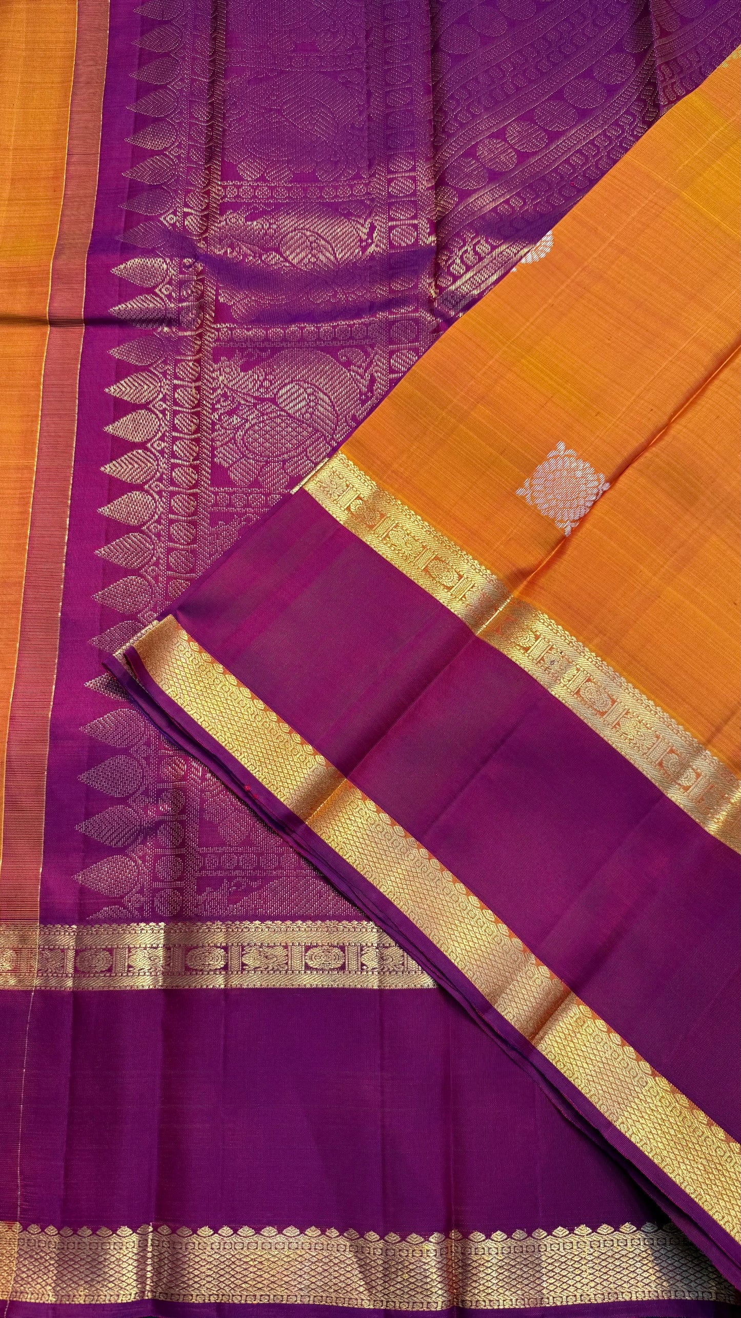 MANGO YELLOW WITH CONTRAST MAGENTA GOLD ZARI HANDLOOM KANCHIPURAM SILK SAREE (KSS434)