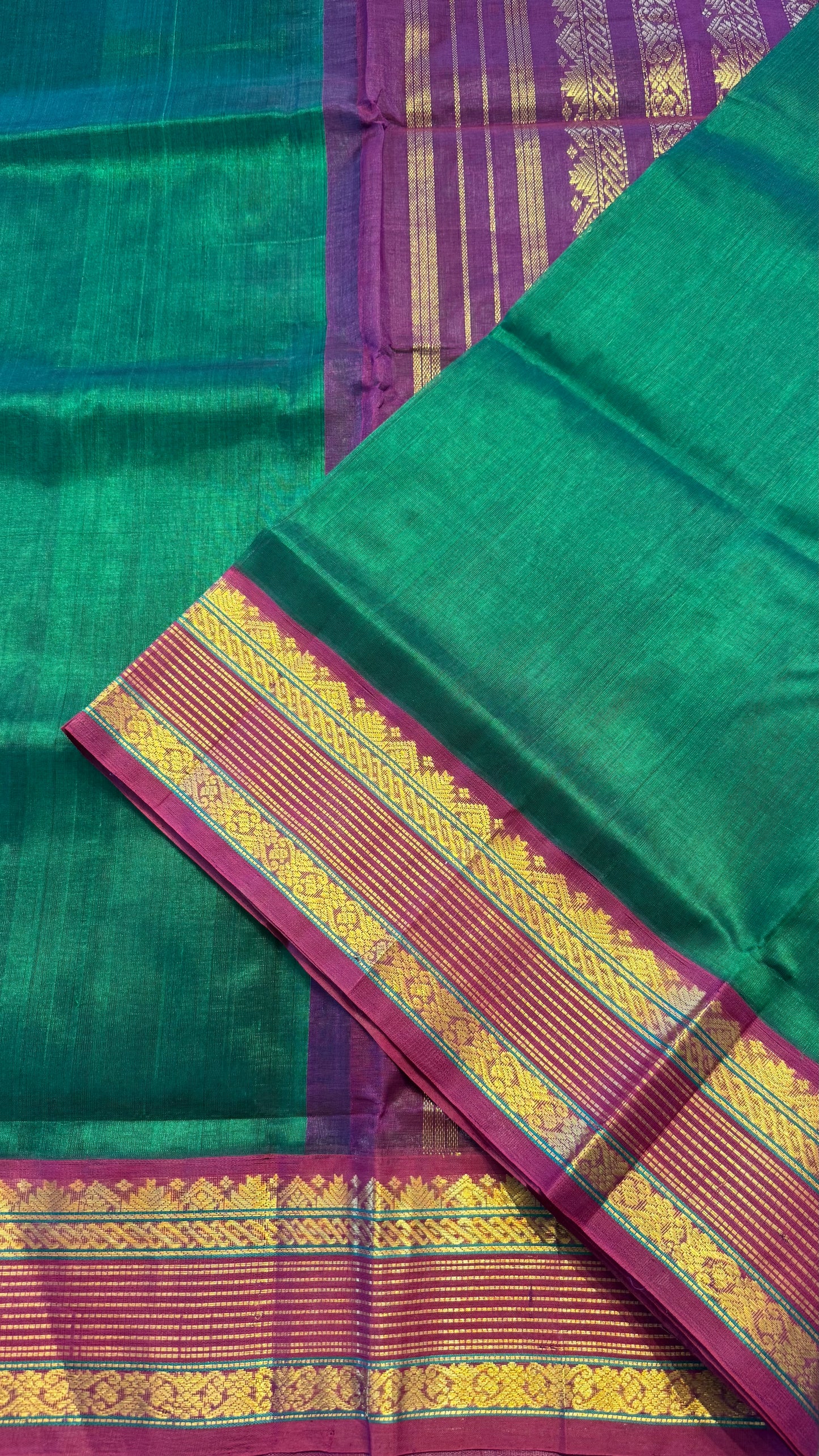 BOTTLE GREEN WITH CONTRAST MAGENTA KANCHIPURAM SILK COTTON (KSC130)