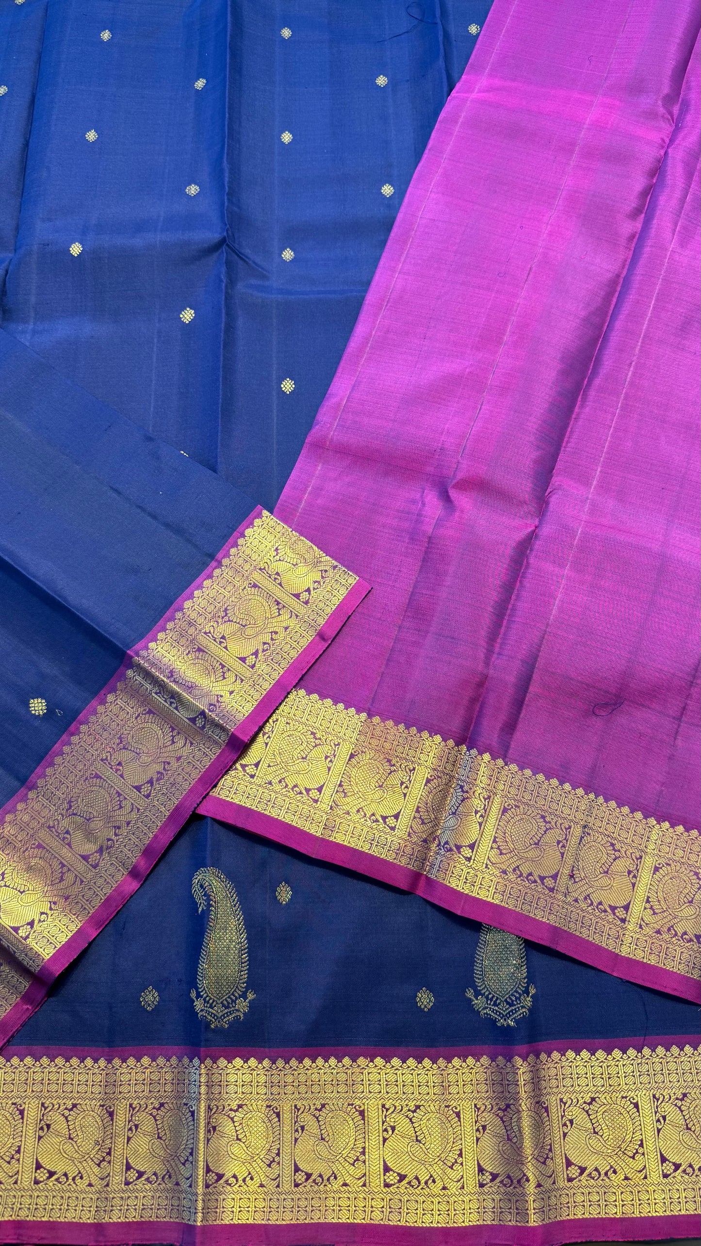 NAVY BLUE WITH CONTRAST VADAMALI PURPLE BORDER GOLD ZARI HANDLOOM KANICHIPURAM SILK SAREE (KSS190)