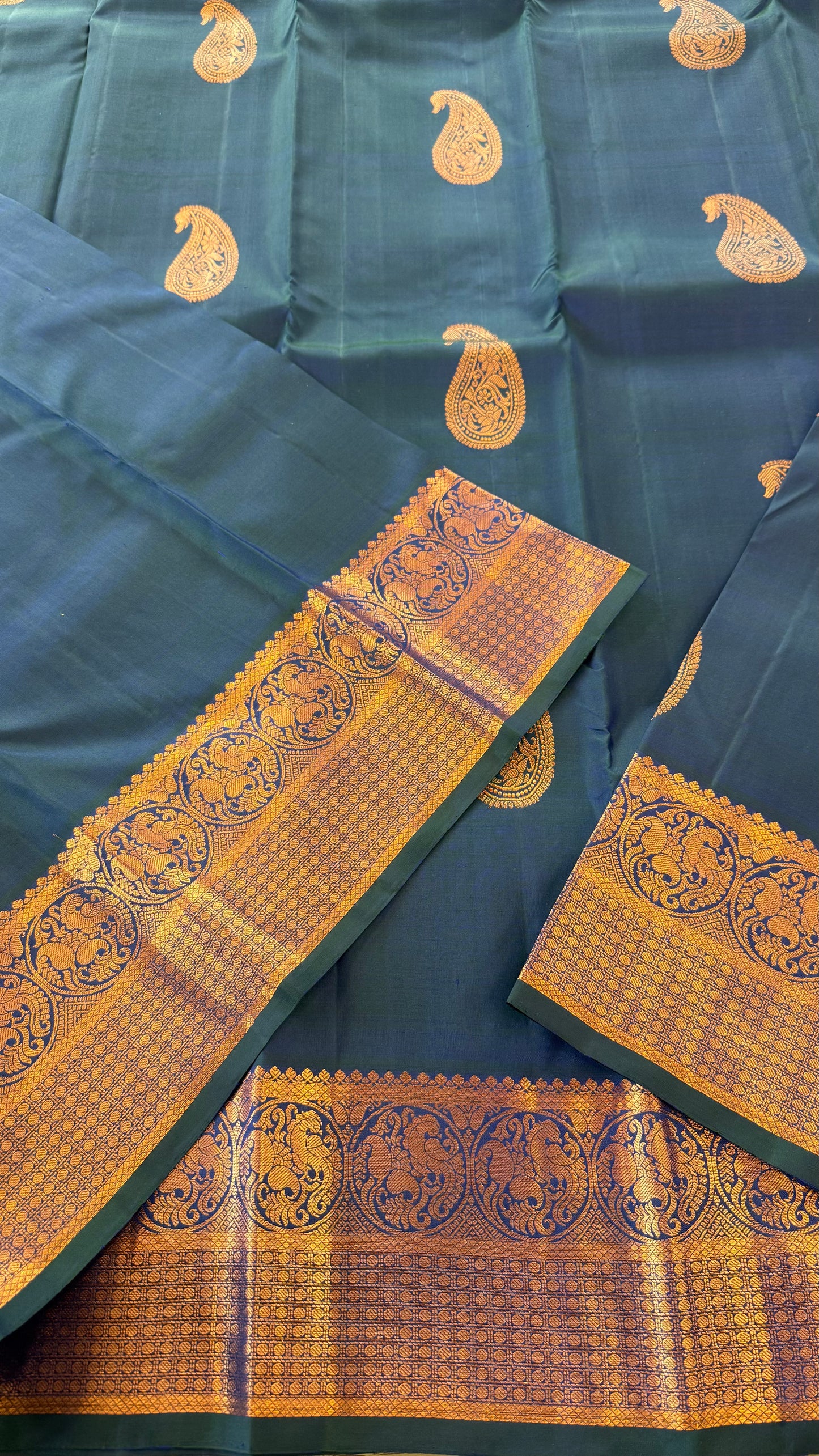 PEACOCK BLUE ROSE GOLD ZARI HANDLOOM KANICHIPURAM SILK SAREE (KSS230)