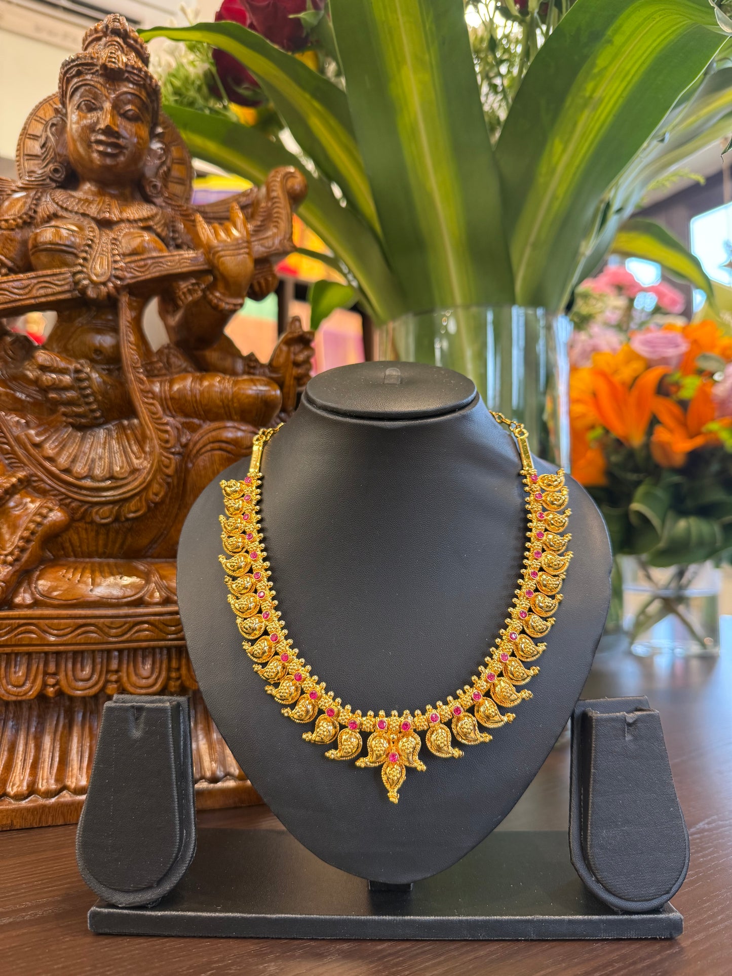 Nitya 916 Polish Mango Short Necklace