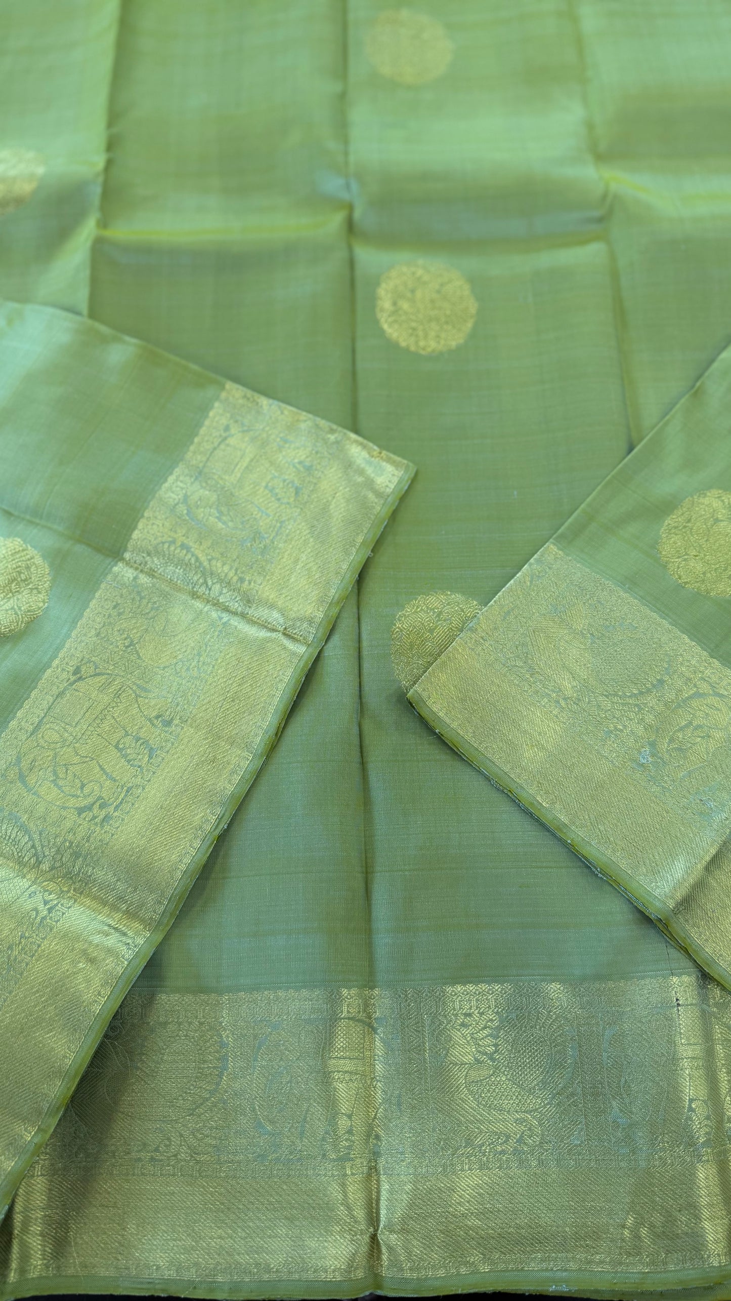 SUGAR CANE GREEN GOLD ZARI HANDLOOM KANICHIPURAM SILK SAREE (KSS246)
