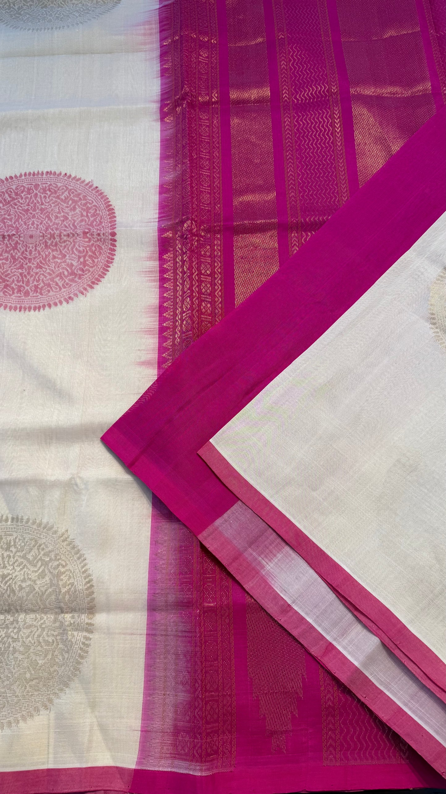 OFF WHITE WITH PINK HANDLOOM KANCHIPURAM SILK COTTON (KSC58)