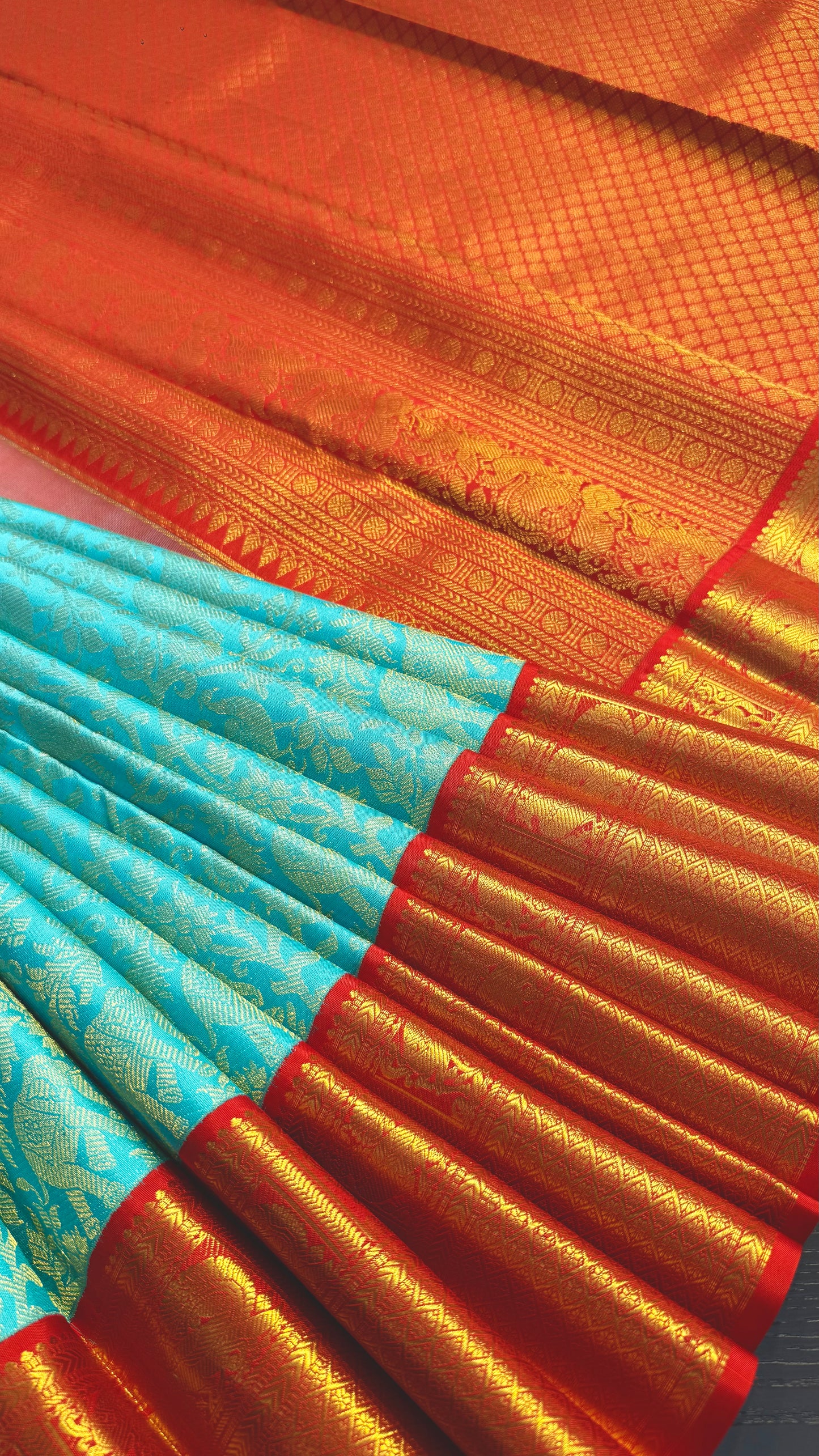 AQUAMARINE BLUE VANASINGARAM WITH CONTRAST CHILI RED HANDLOOM KANICHIPURAM SILK SAREE (KSS31)
