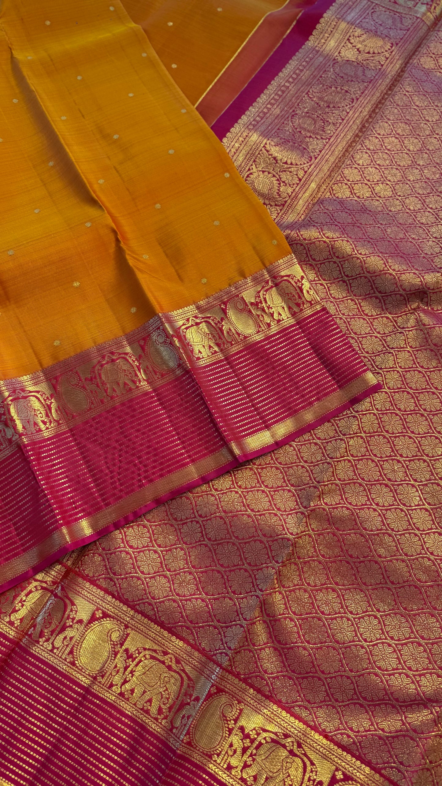 FANTA ORANGE WITH RANI PINK GOLD ZARI HANDLOOM KANICHIPURAM SILK SAREE (KSS242)