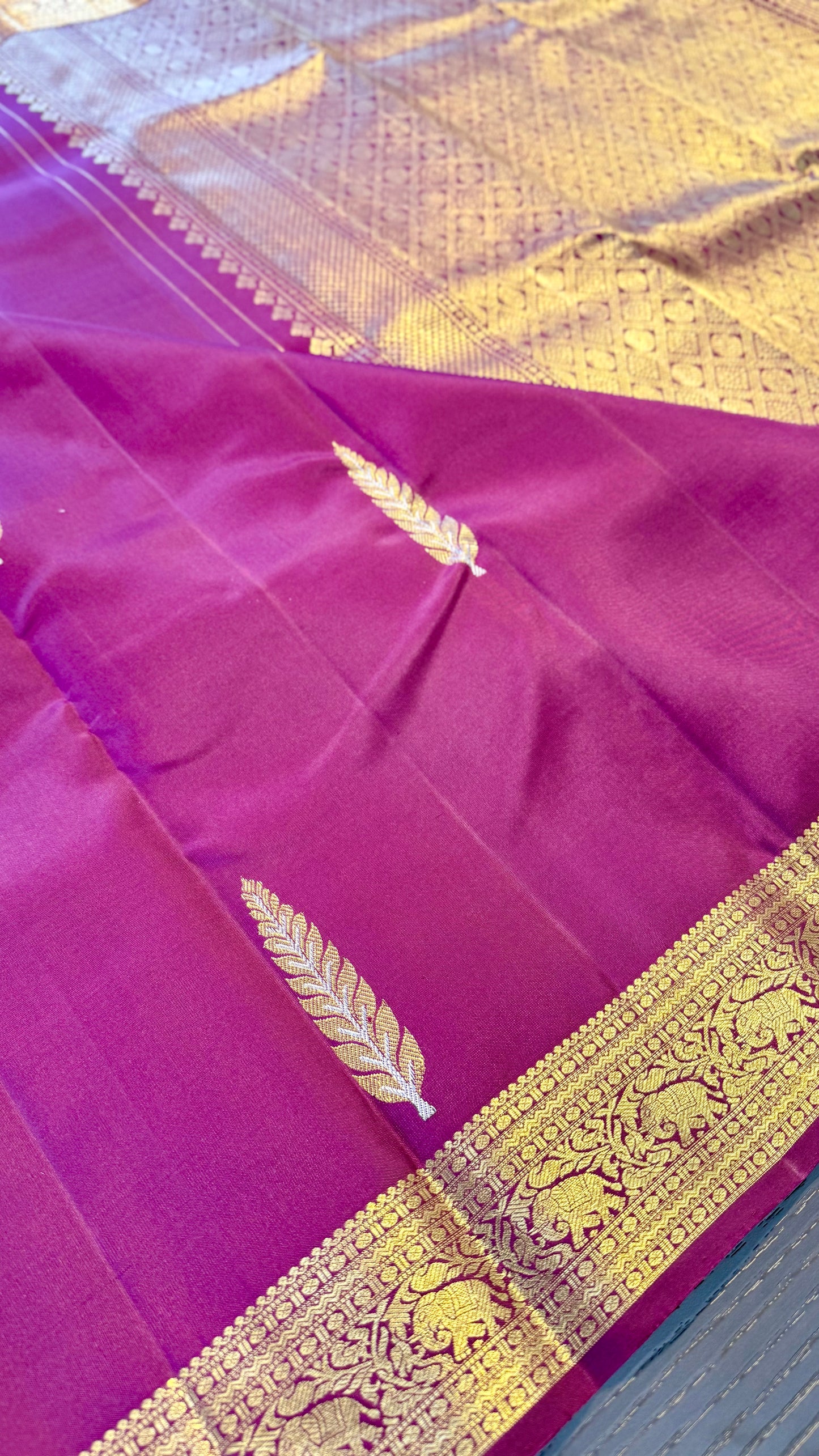 DARK PURPLE GOLD ZARI HANDLOOM KANICHIPURAM SILK SAREE (KSS208)