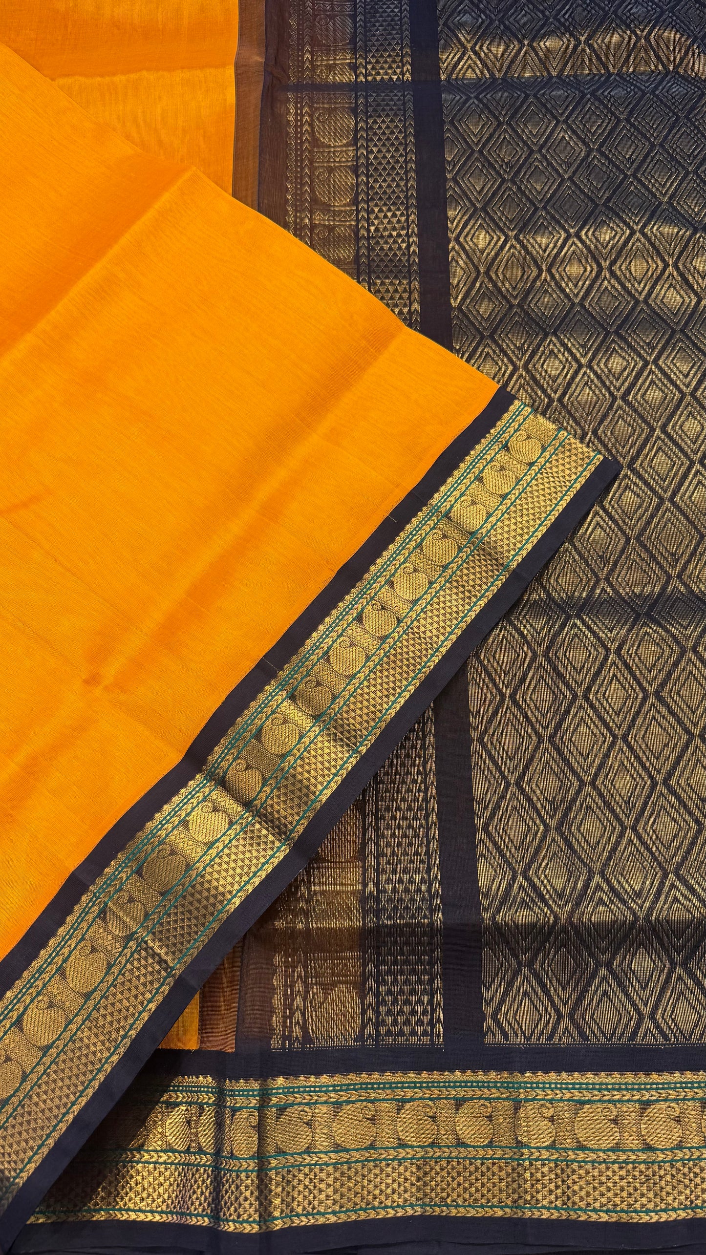 MUSTARD YELLOW WITH BLACK HANDLOOM KANCHIPURAM SILK COTTON (KSC95)