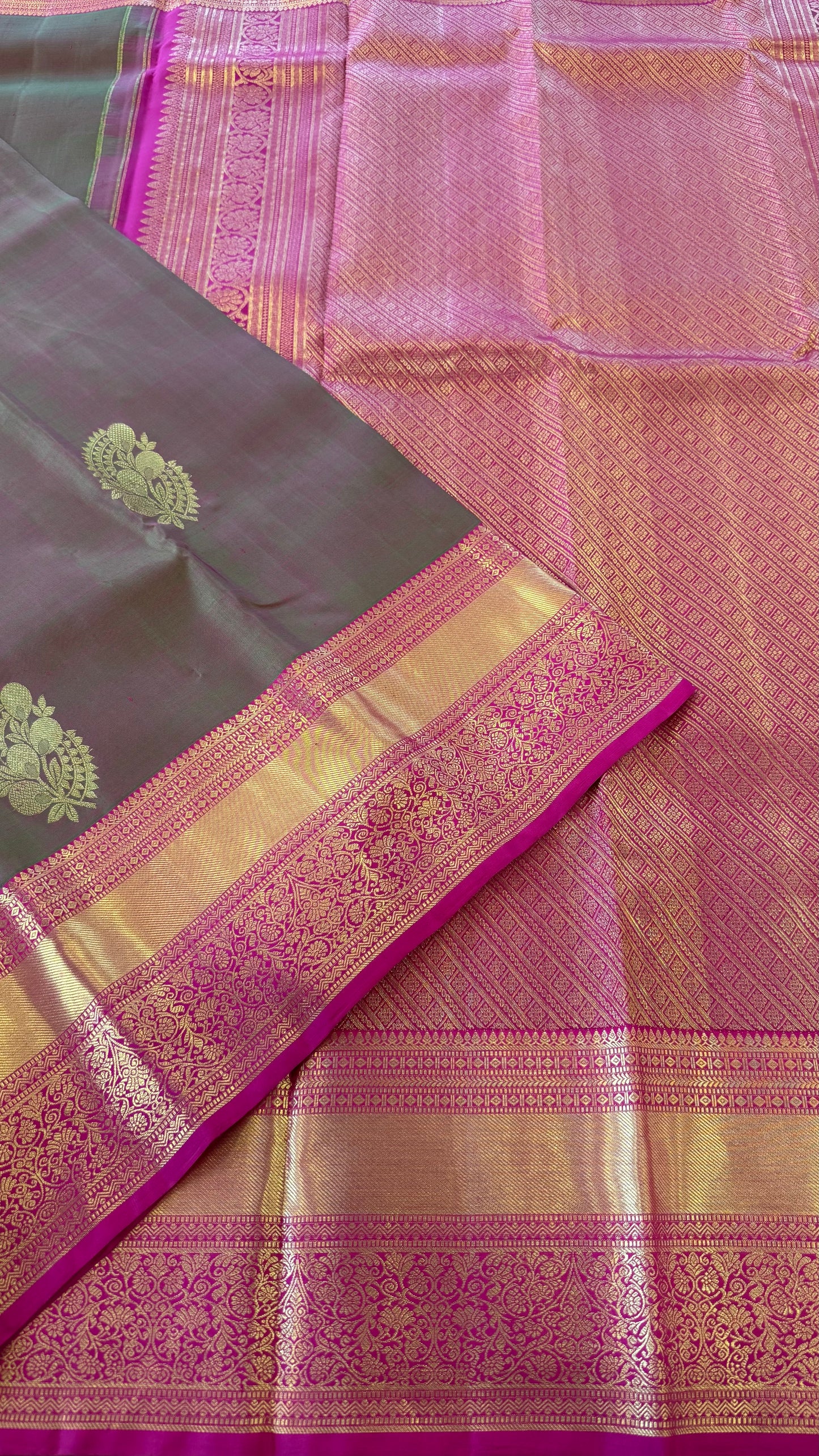 DUAL TONE GREEN PINK WITH PERSIAN ROSE CONTRAST GOLD ZARI HANDLOOM KANICHIPURAM SILK SAREE (KSS60)