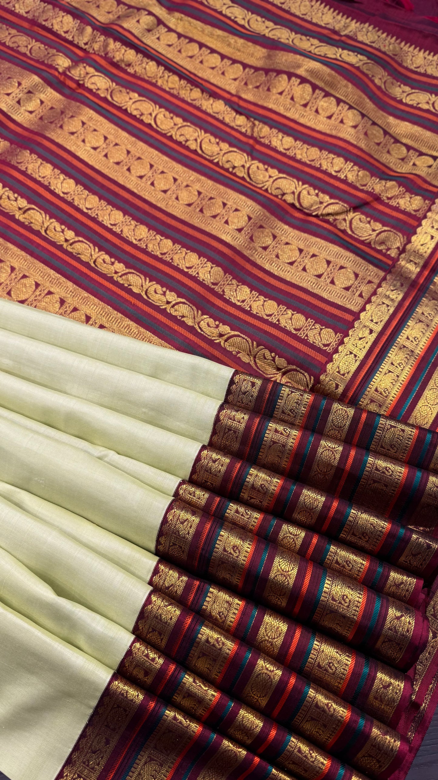 PASTEL GREEN KORVAI CONTRAST MAROON BORDER HANDLOOM KANICHIPURAM SILK SAREE (KSS233)