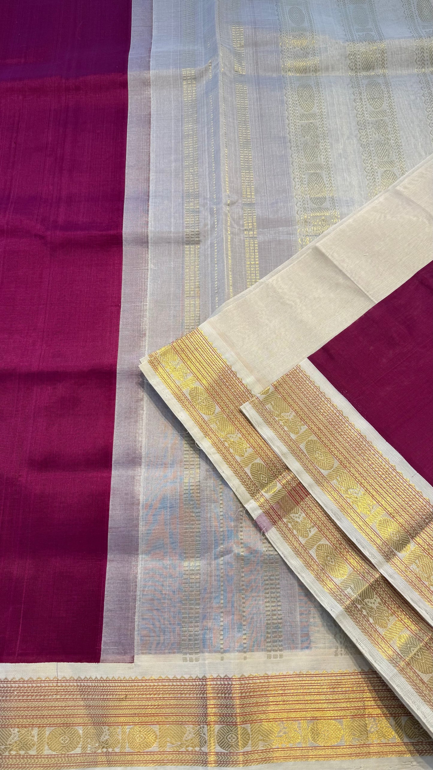RESPBERRY WITH CREAM HANDLOOM KANCHIPURAM SILK COTTON (KSC84)