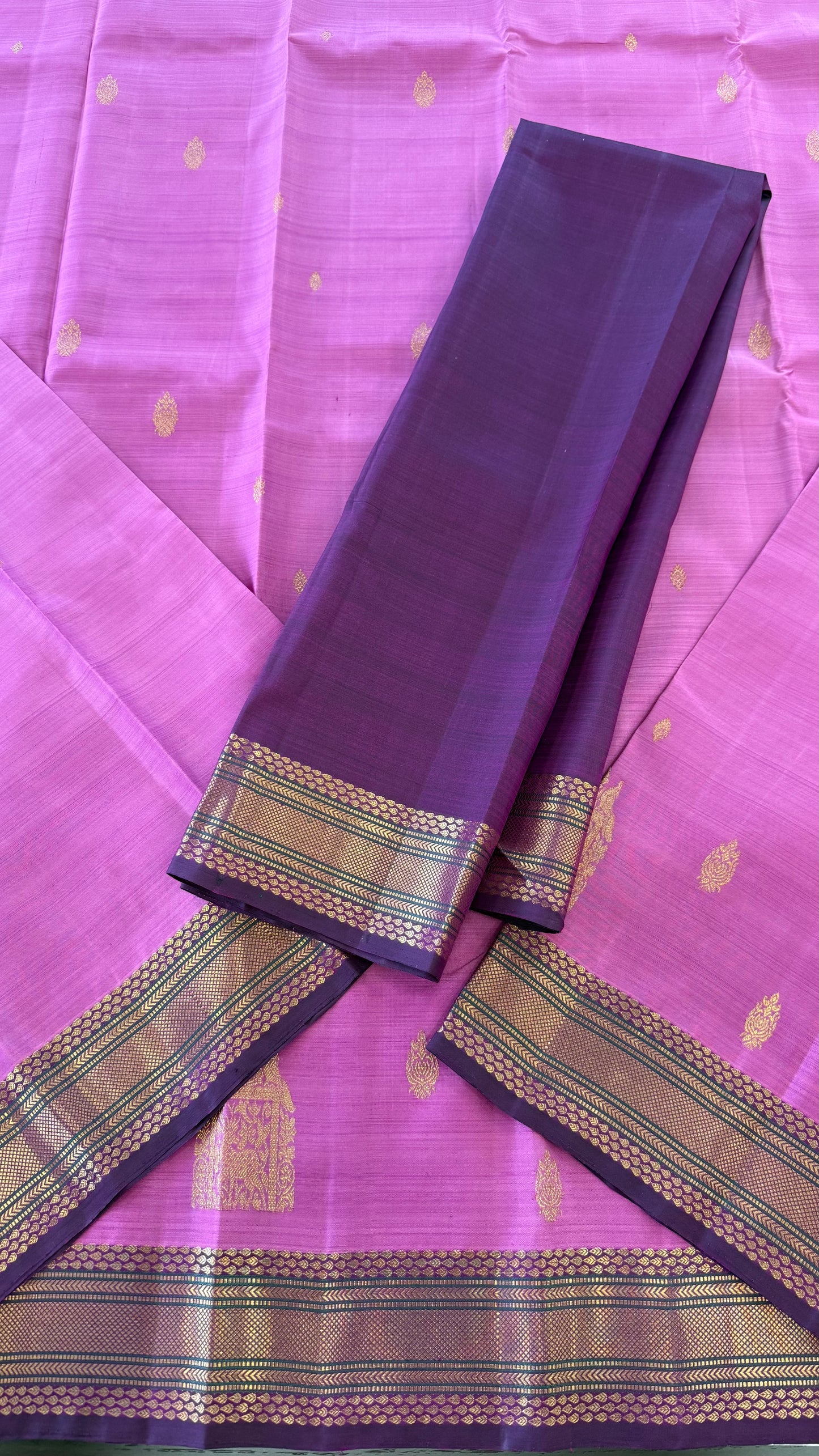 PINK WITH CONTRAST PURPLE GOLD ZARI HANDLOOM KANICHIPURAM SILK SAREE (KSS155)