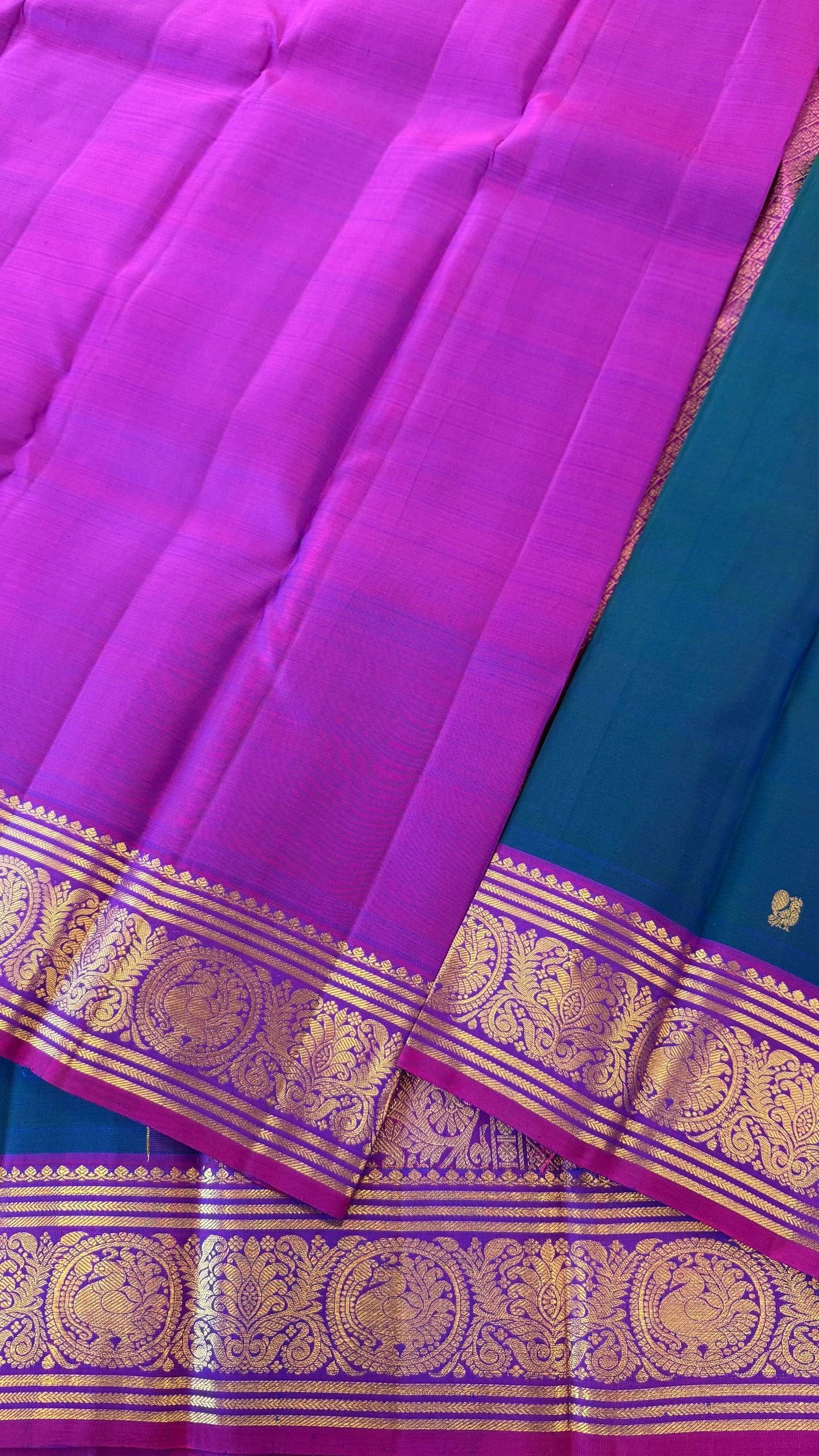 PEACOCK BLUE WITH CONTRAST PURPLE GOLD ZARI HANDLOOM KANICHIPURAM SILK SAREE (KSS122)