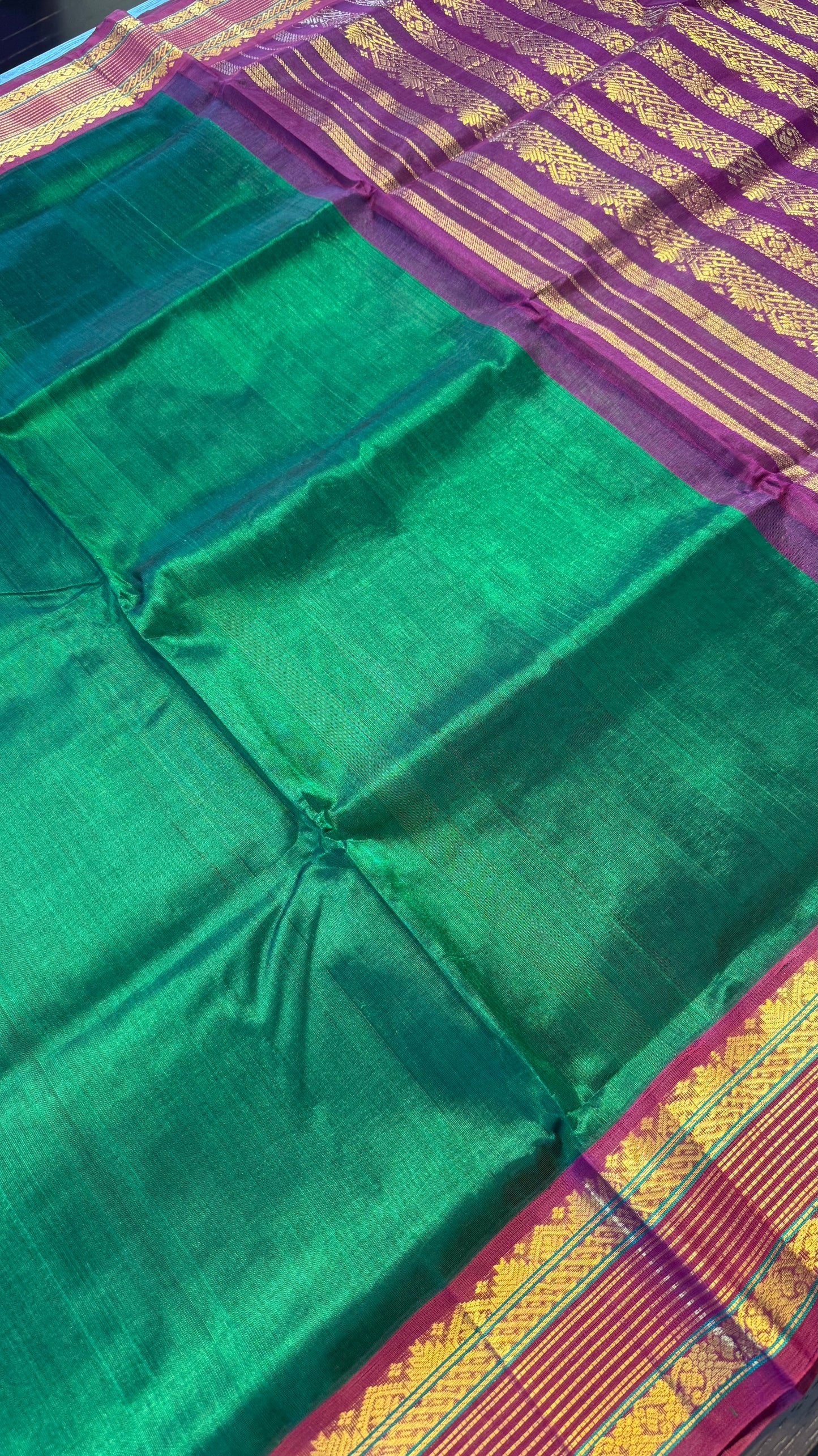 BOTTLE GREEN WITH CONTRAST MAGENTA KANCHIPURAM SILK COTTON (KSC130)