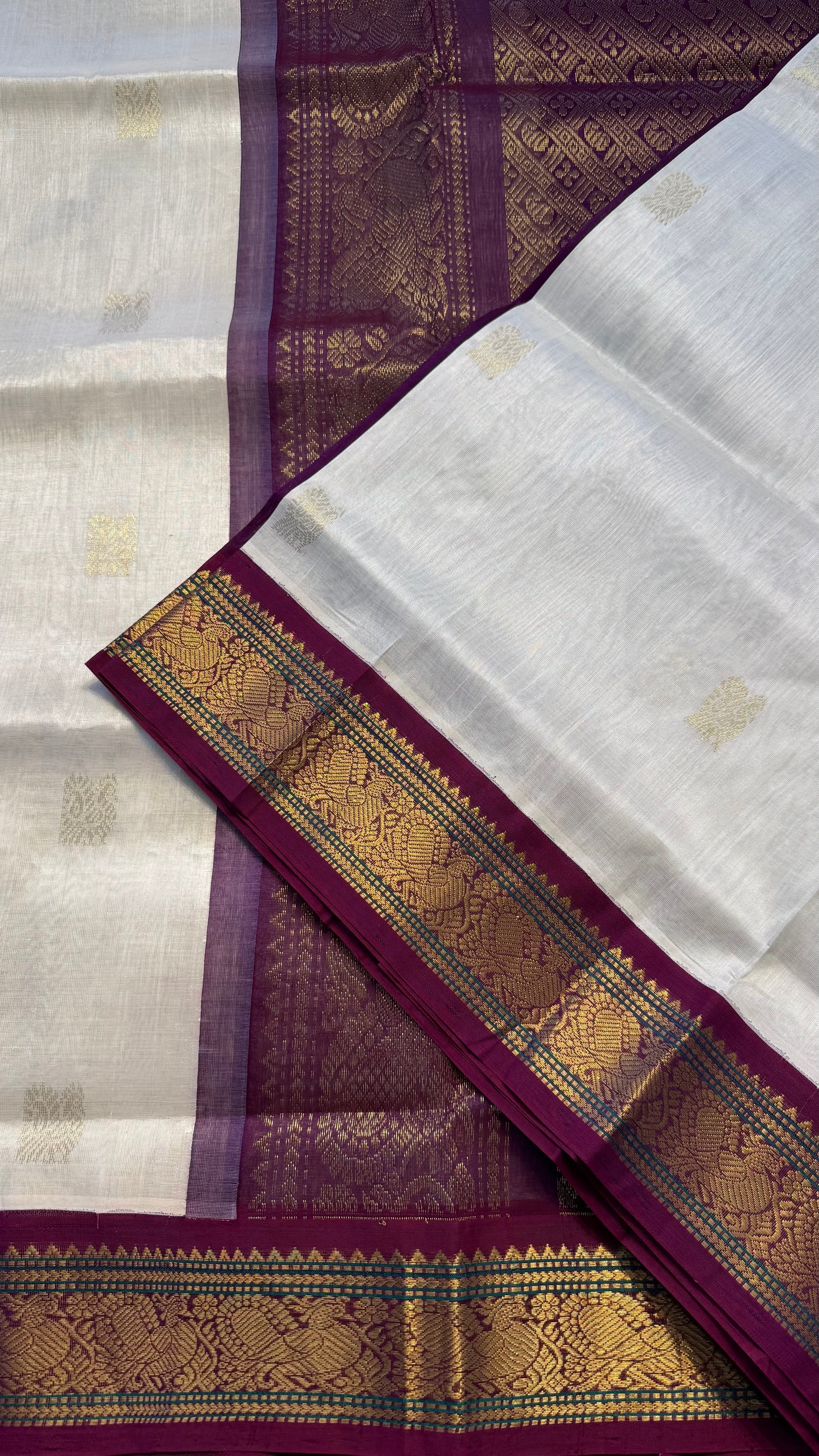 CREAM WITH MAGENTA HANDLOOM KANCHIPURAM SILK COTTON (KSC111)