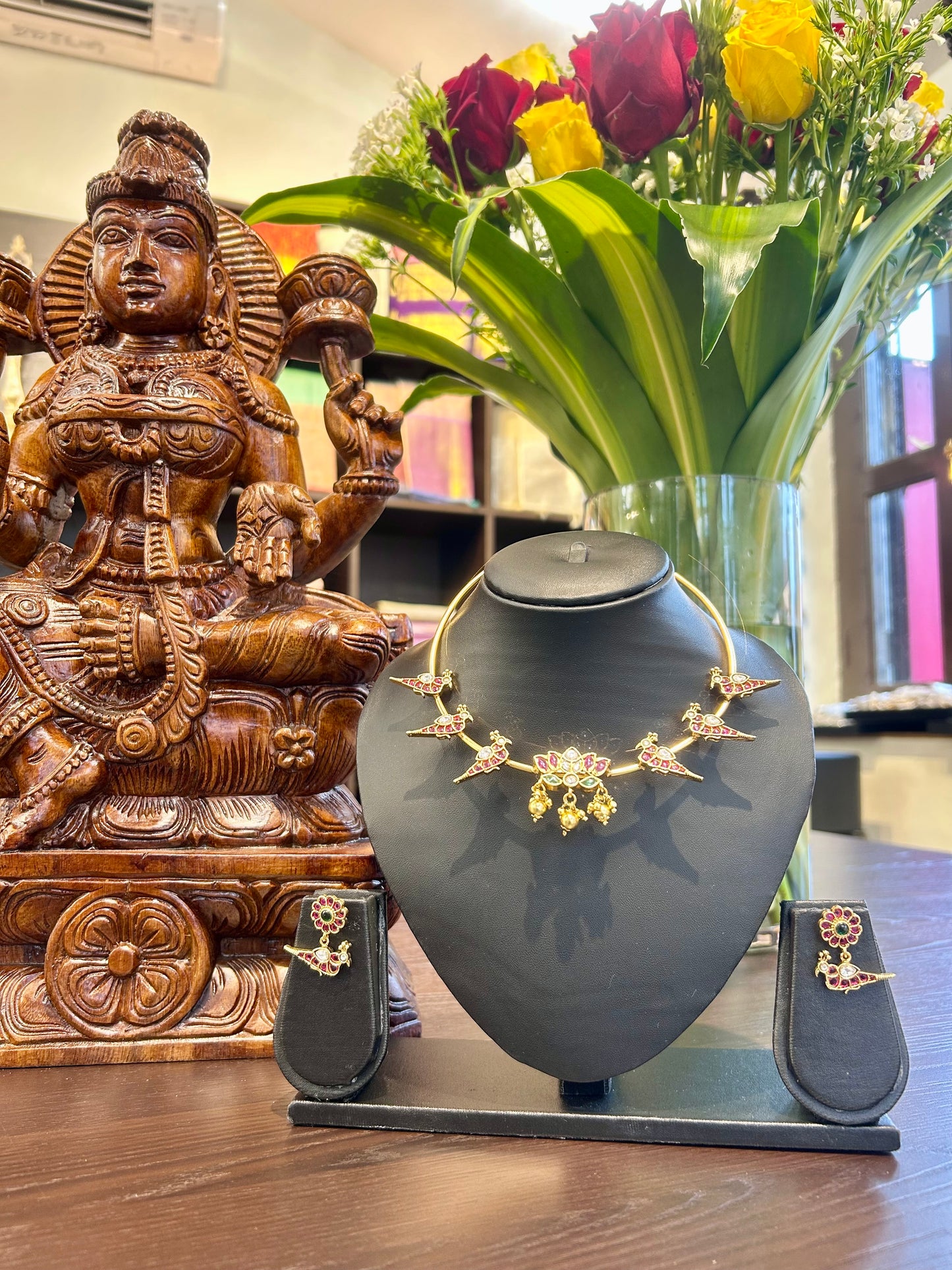 Diya Short Necklace Jewellery Set