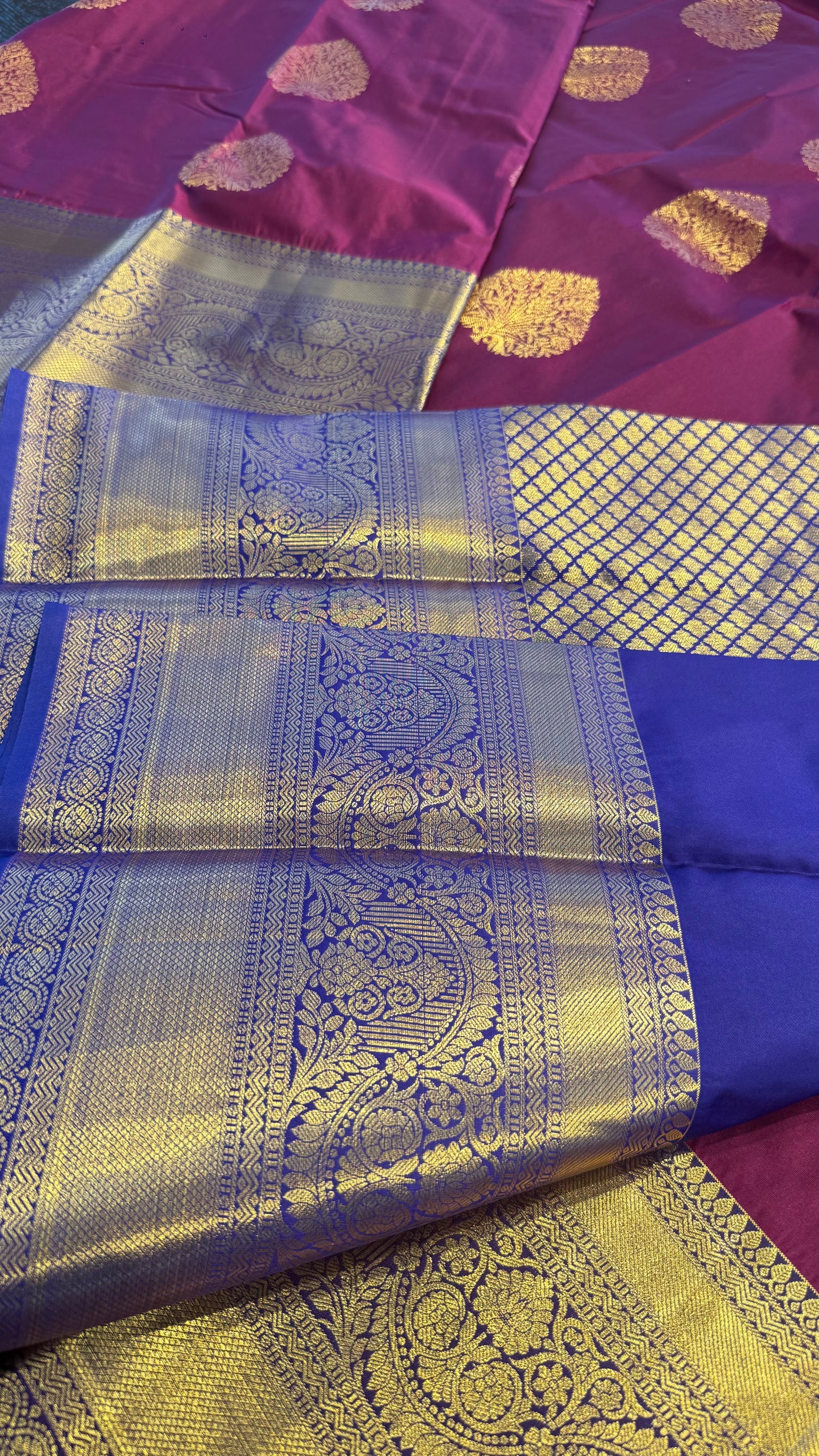 PURPLE WITH CONTRAST INDIGO PURPLE SILK KANICHIPURAM SILK SAREE (SSKS35)