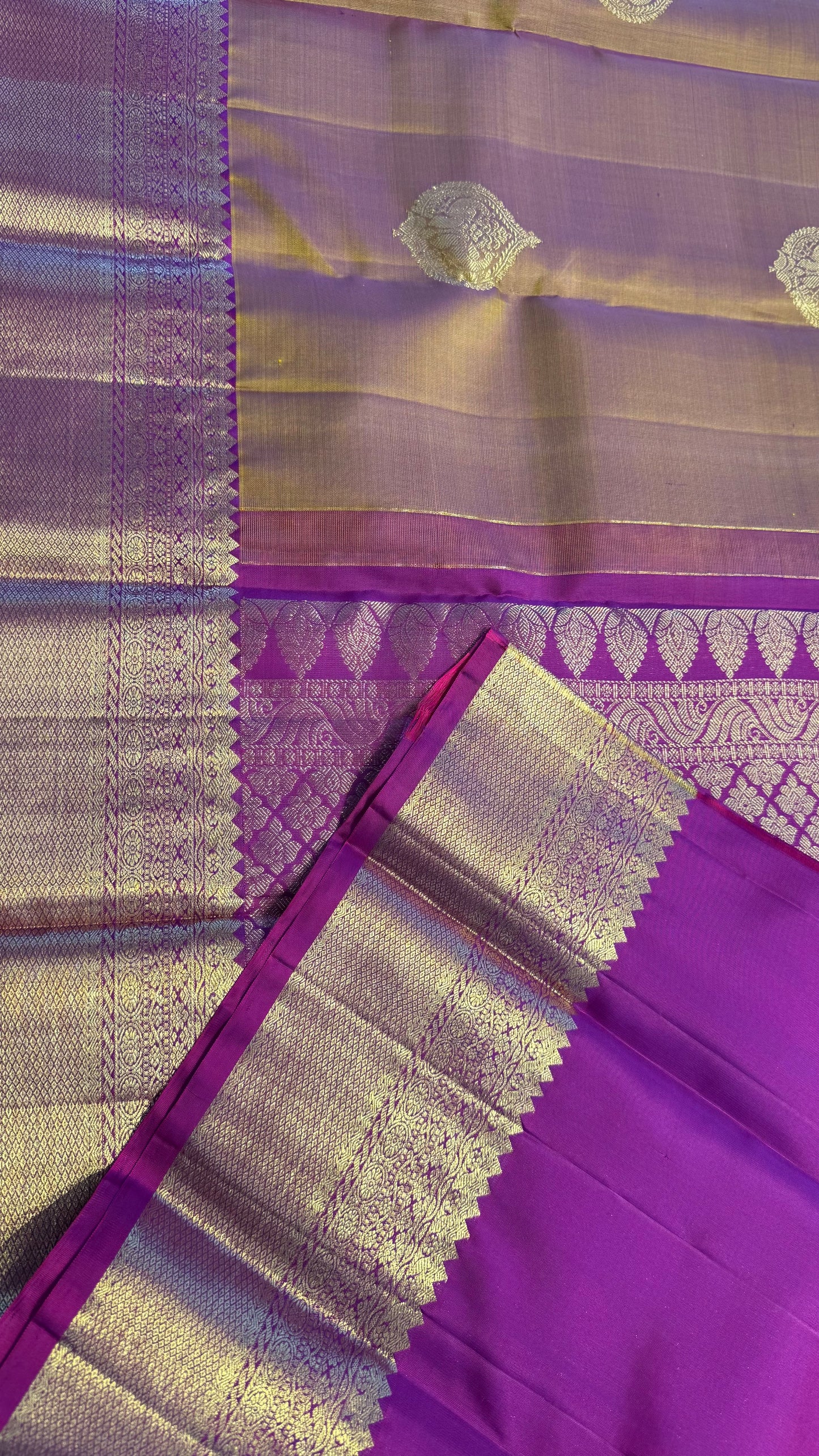 DUAL TONE OLIVE ORANGE WITH PURPLE GOLD ZARI HANDLOOM KANICHIPURAM SILK SAREE (KSS247)