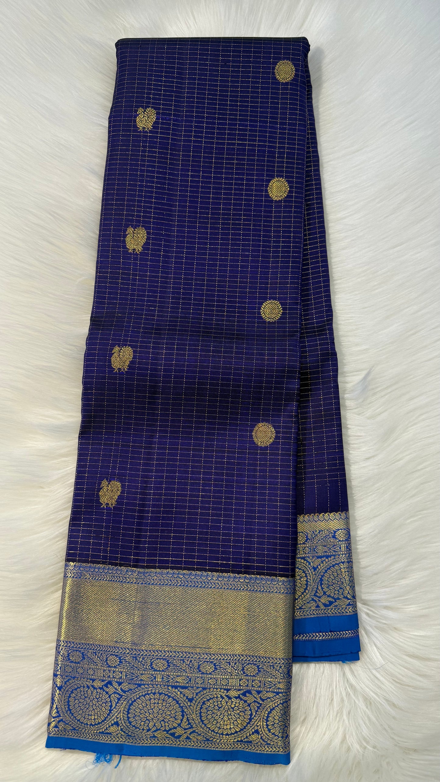 CHECKED NAVY BLUE WITH CONTRAST ROYAL BLUE GOLD ZARI HANDLOOM KANCHIPURAM SILK SAREE (KSS425)