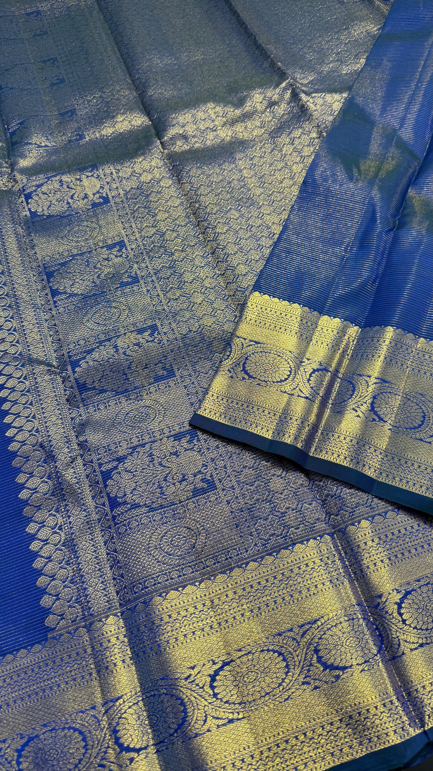 VAIRA OOSI PEACOCK BLUE GOLD ZARI HANDLOOM KANICHIPURAM SILK SAREE (KSS259)