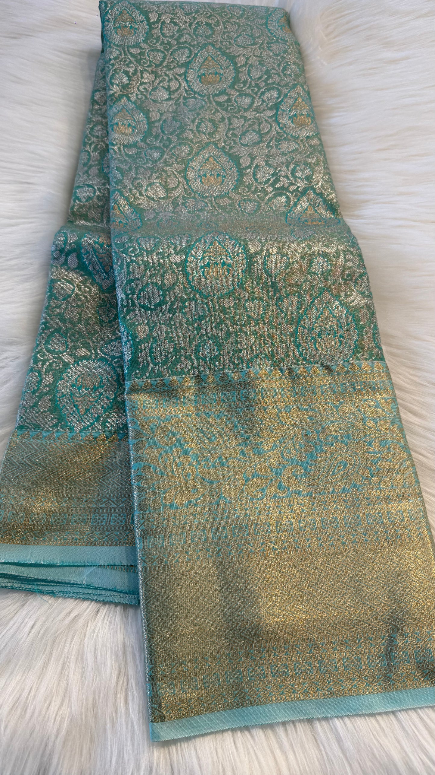 LIGHT BLUE SEMI SILK KANICHIPURAM SILK SAREE (SSKS20)